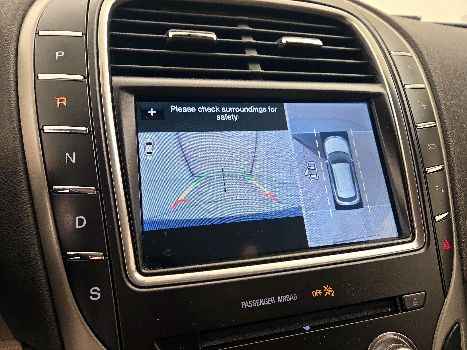Thumbnail: 2019 Lincoln Nautilus - 15