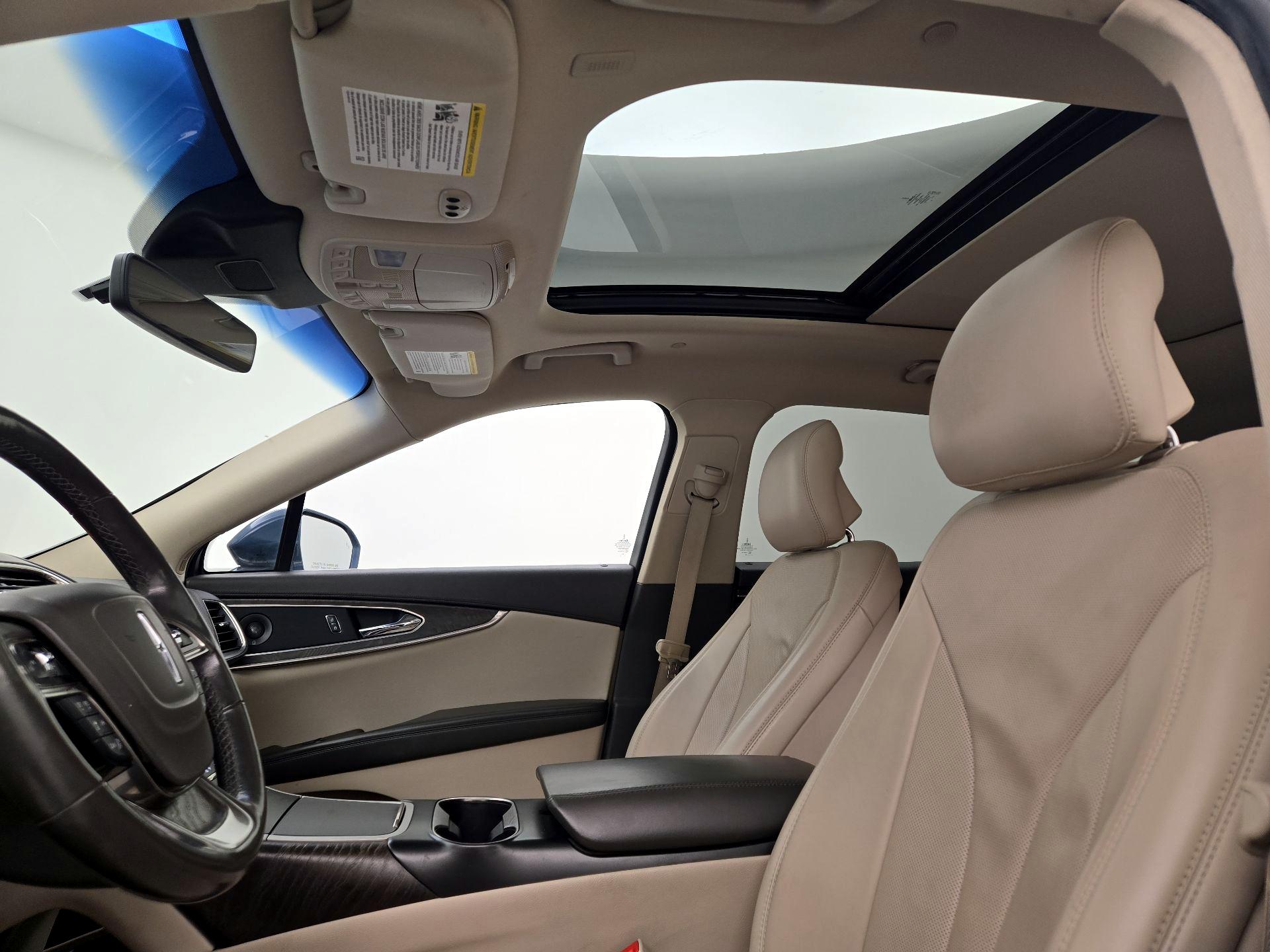 Thumbnail: 2019 Lincoln Nautilus - 20