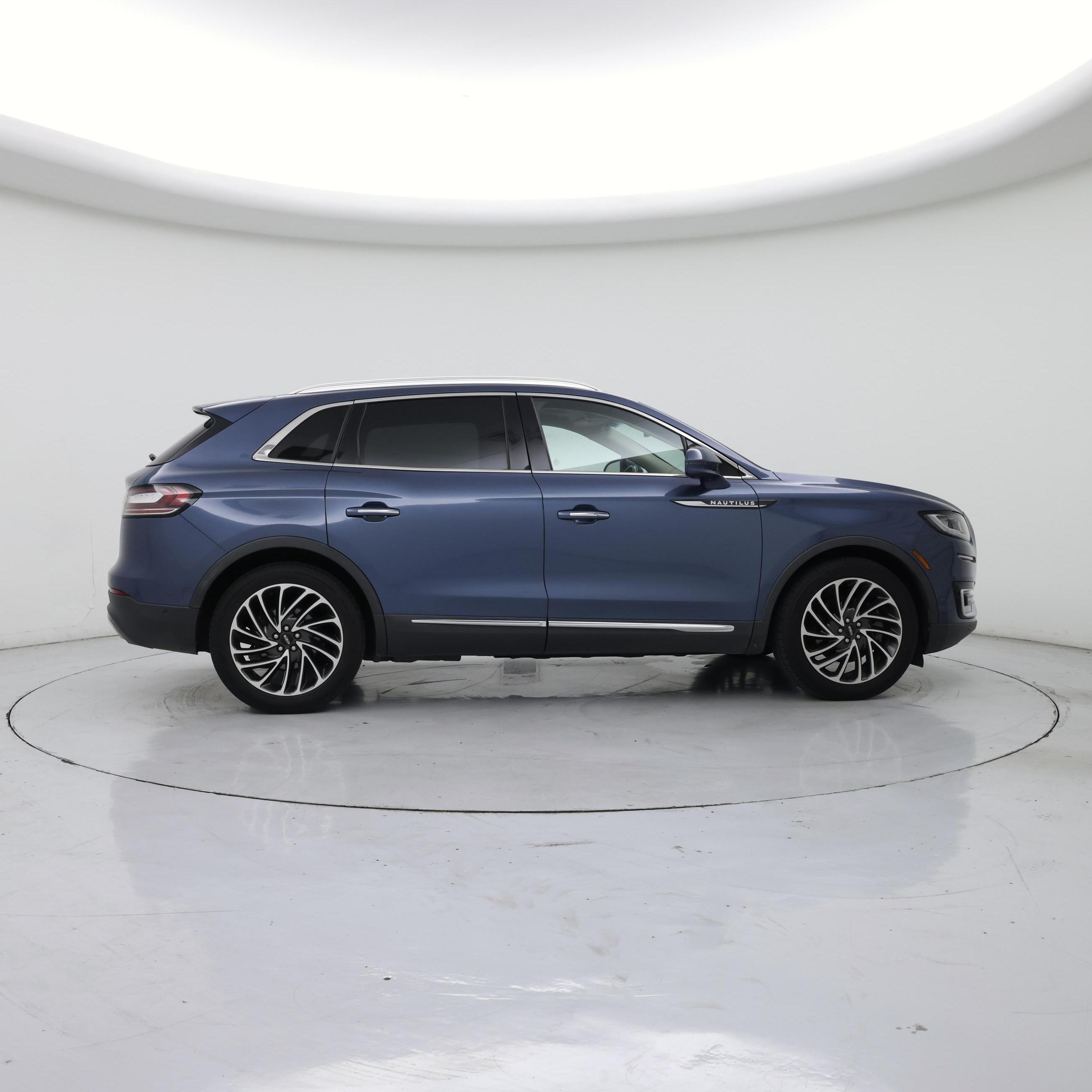 Thumbnail: 2019 Lincoln Nautilus - 7