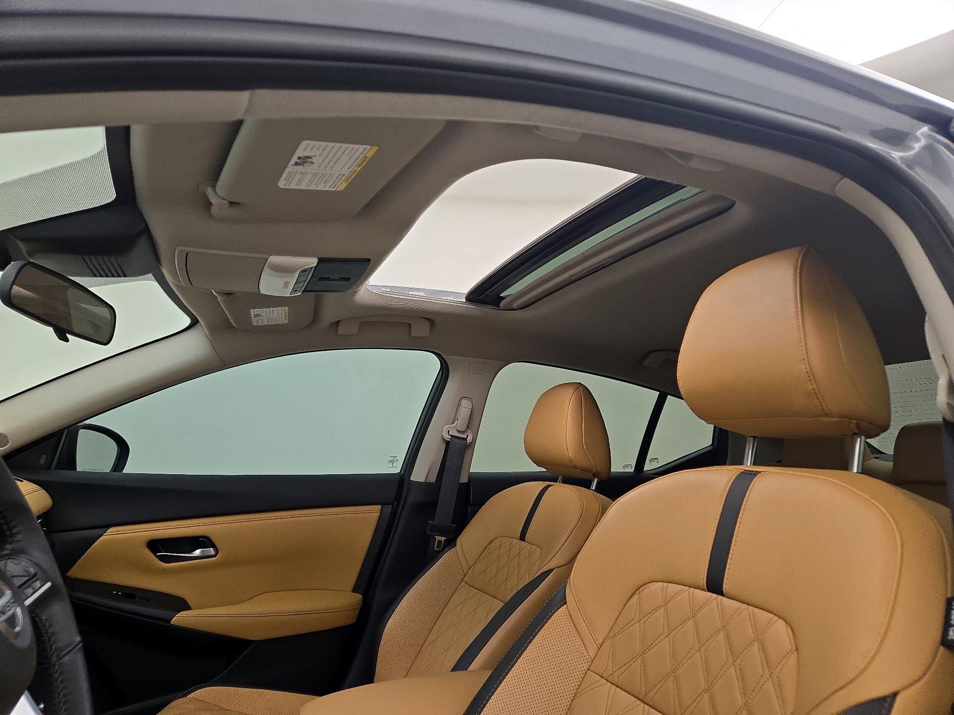 Thumbnail: 2023 Nissan Sentra - 19