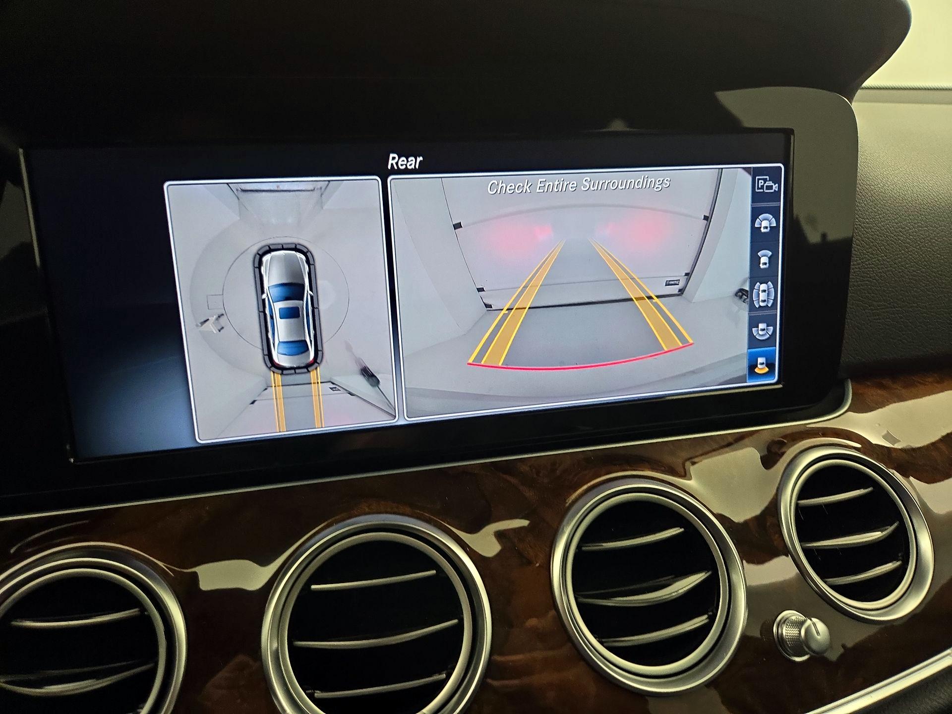 Thumbnail: 2017 Mercedes-Benz E-Class - 15