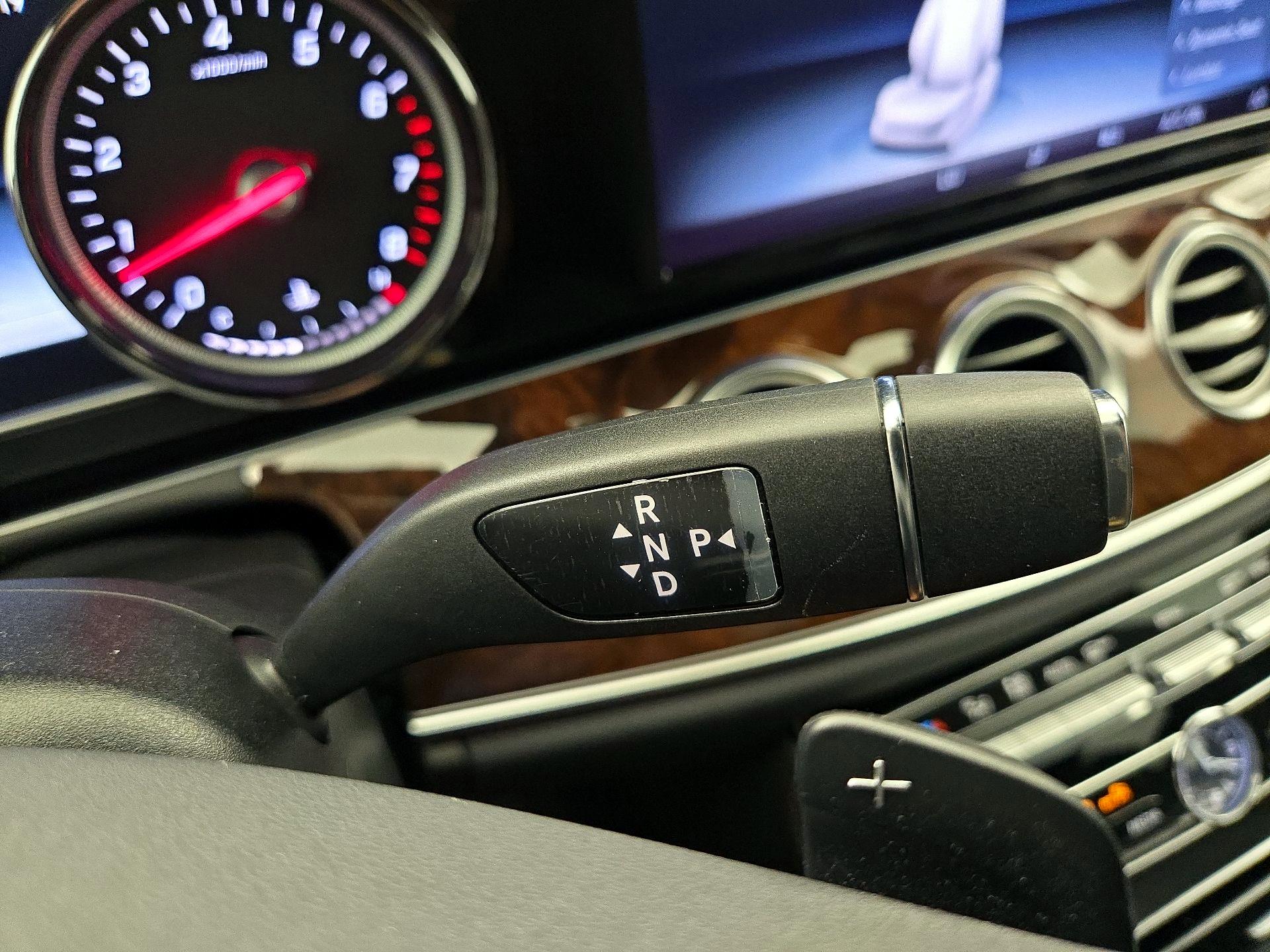 Thumbnail: 2017 Mercedes-Benz E-Class - 18