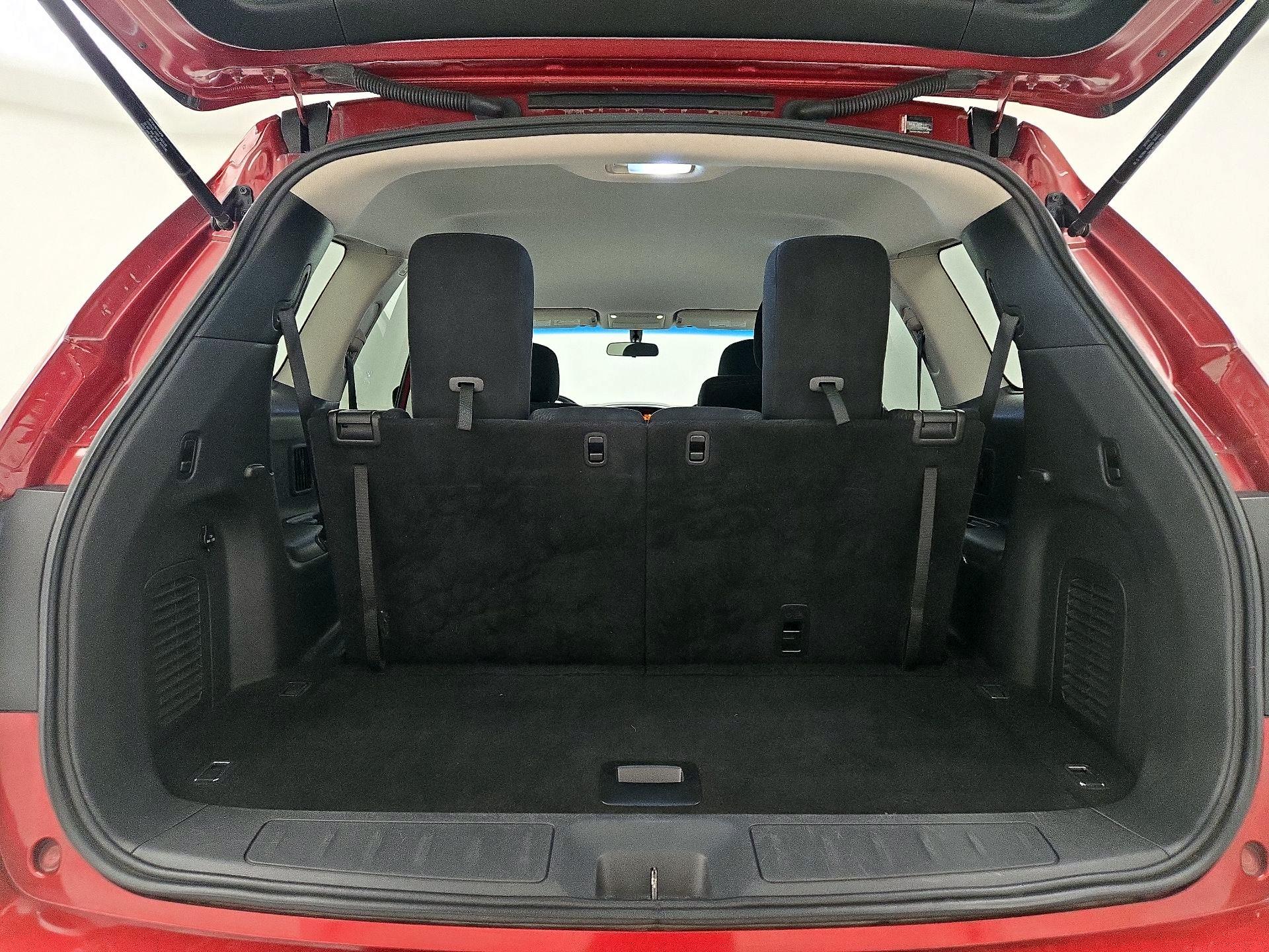 Thumbnail: 2016 Nissan Pathfinder - 20
