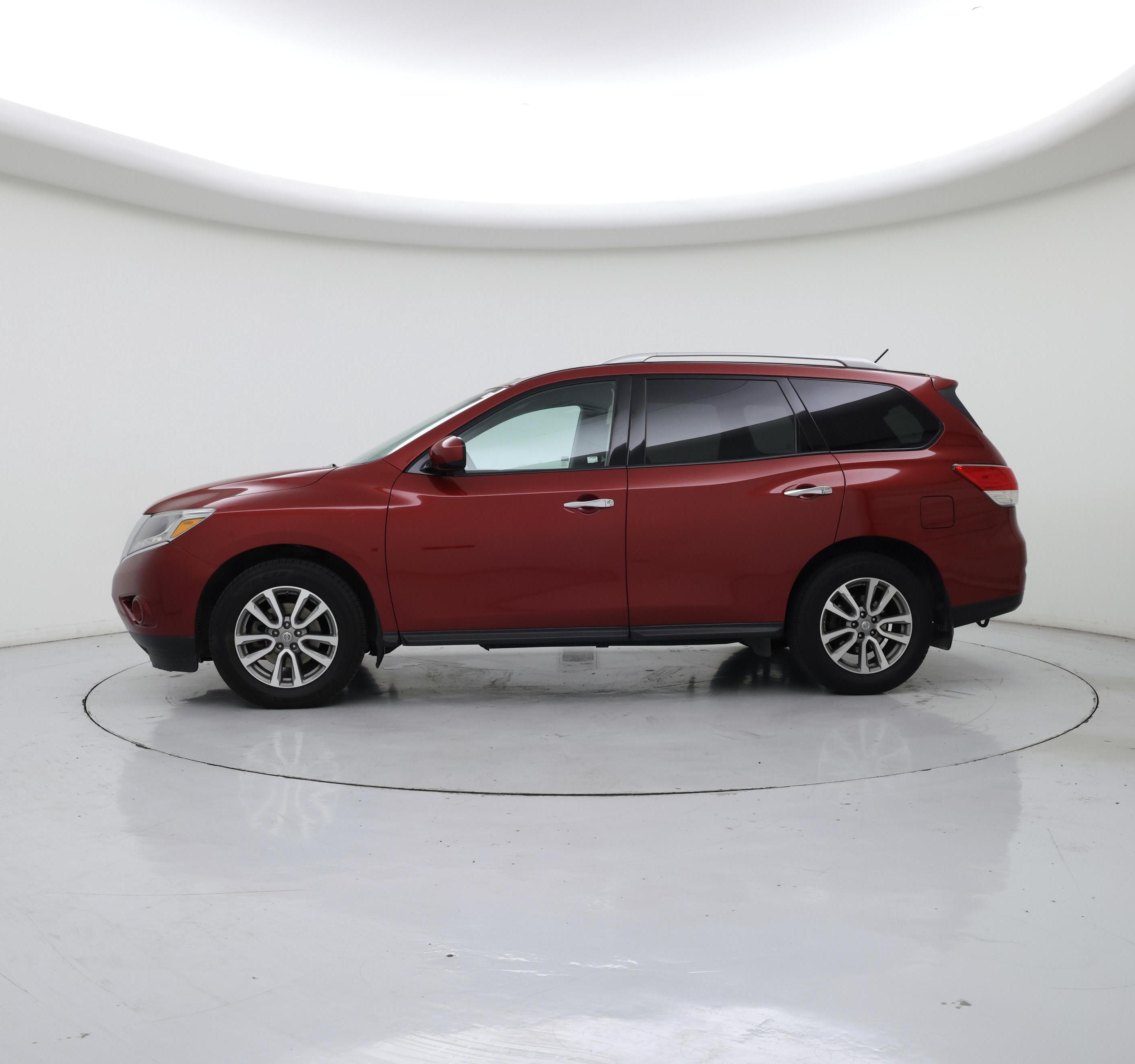 Thumbnail: 2016 Nissan Pathfinder - 3