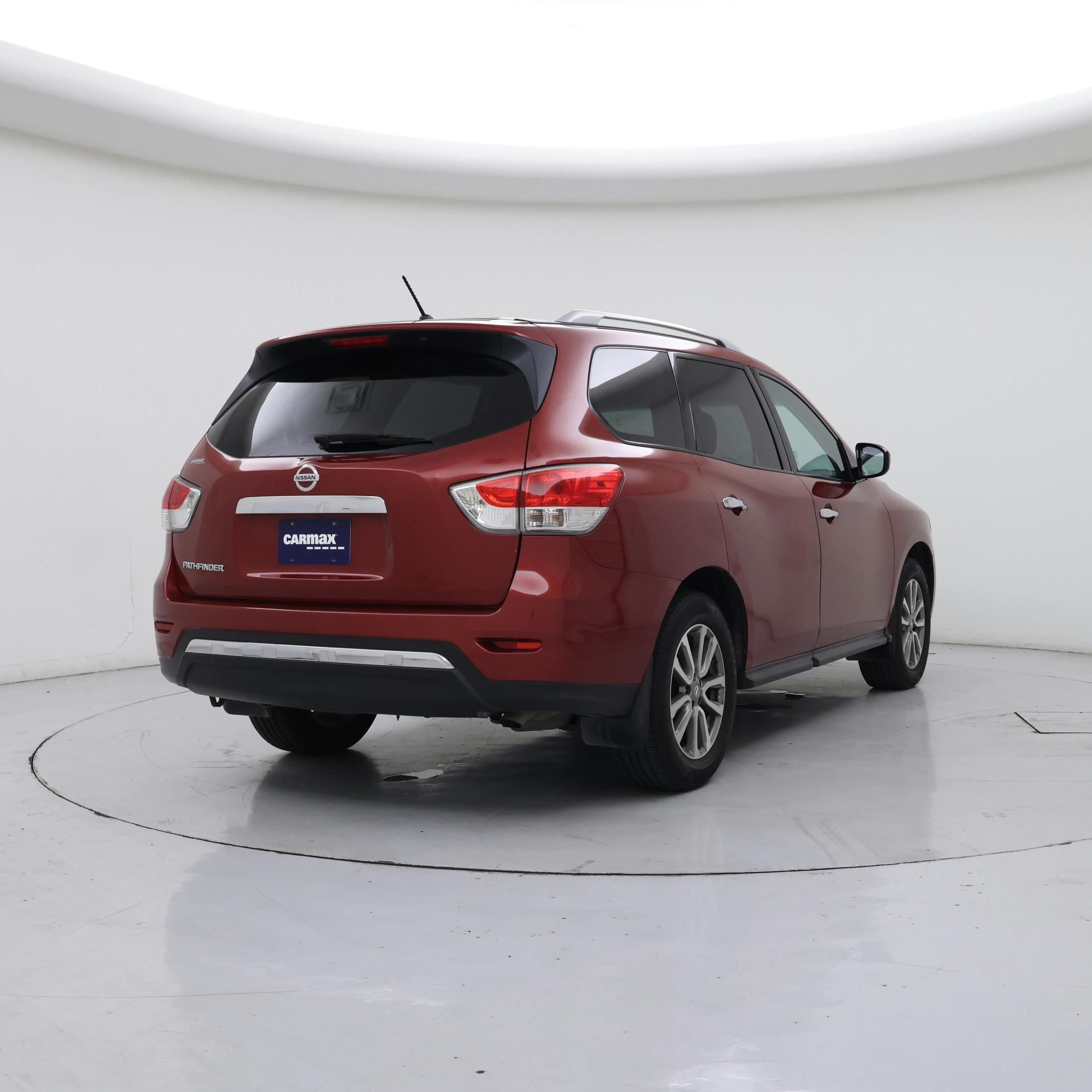 Thumbnail: 2016 Nissan Pathfinder - 8