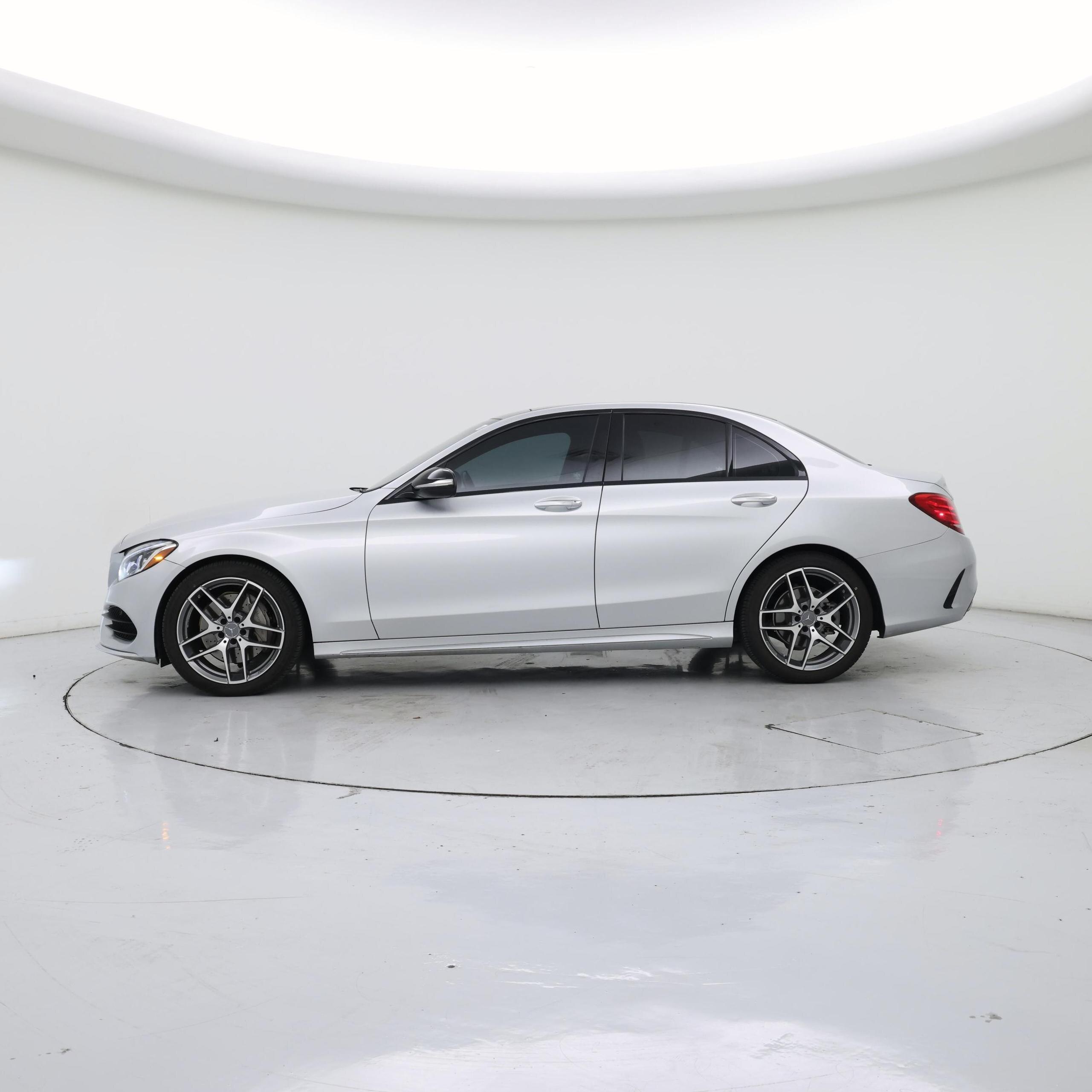 Thumbnail: 2015 Mercedes-Benz C-Class - 3