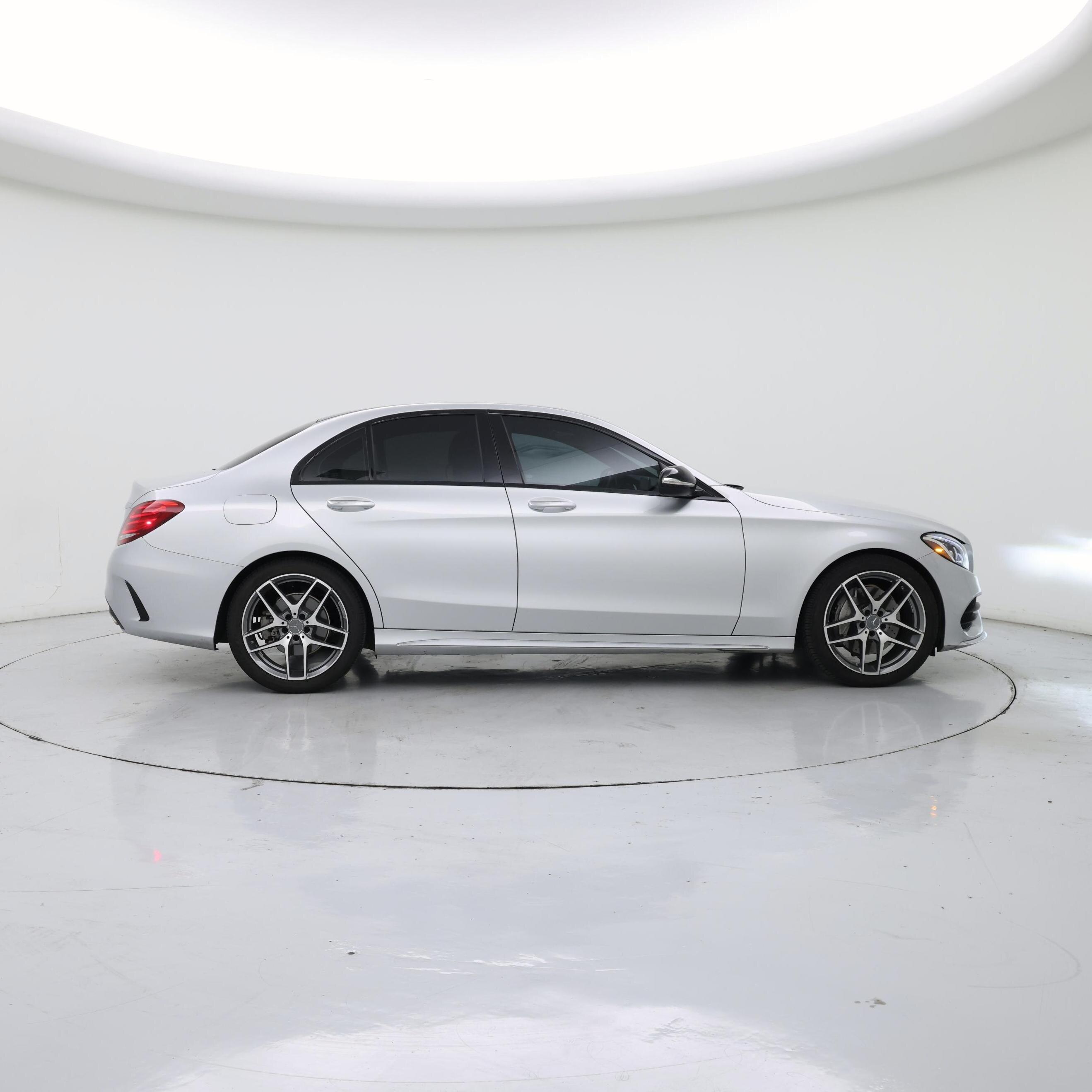 Thumbnail: 2015 Mercedes-Benz C-Class - 7