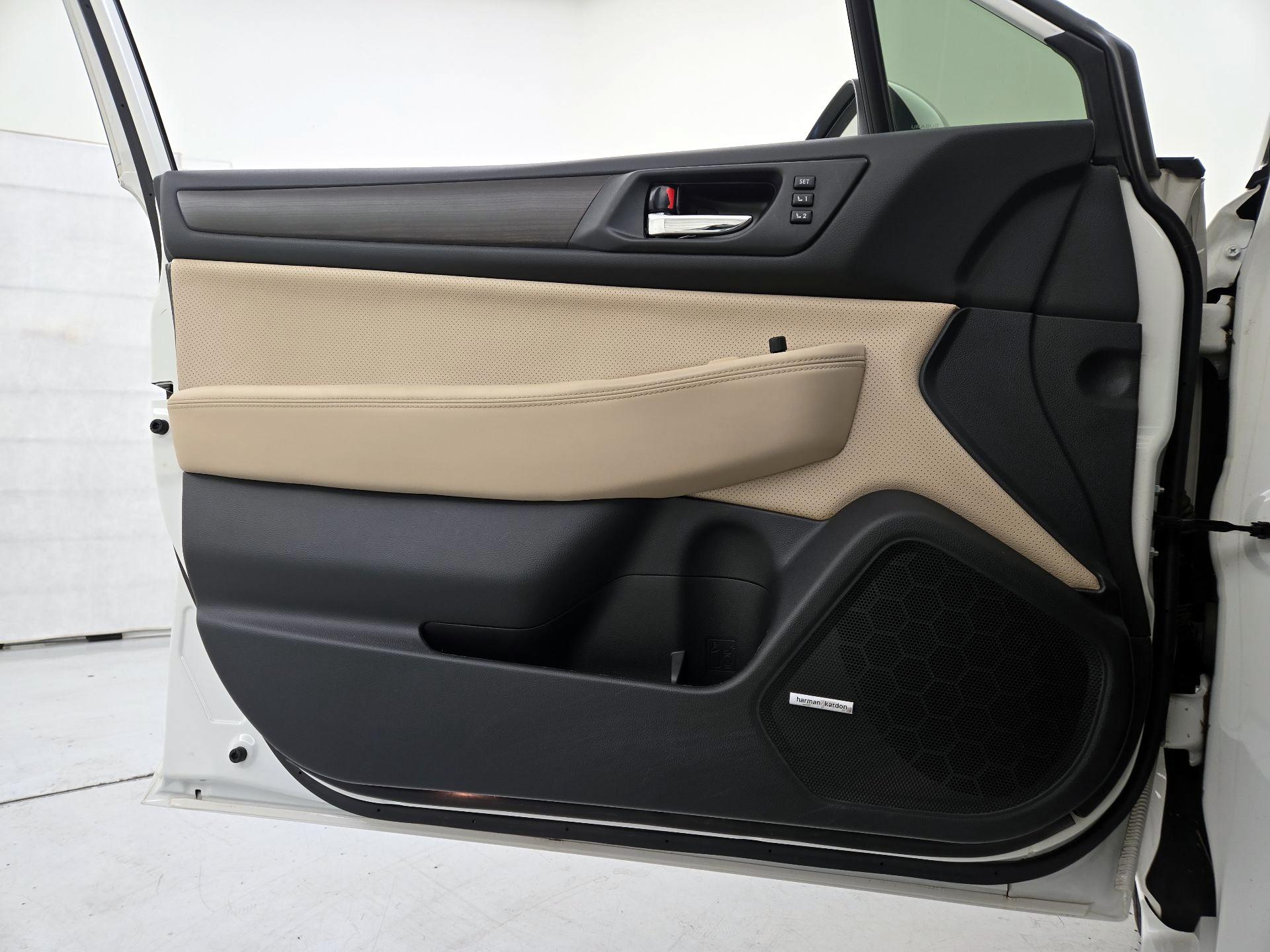 Thumbnail: 2015 Subaru Legacy - 12