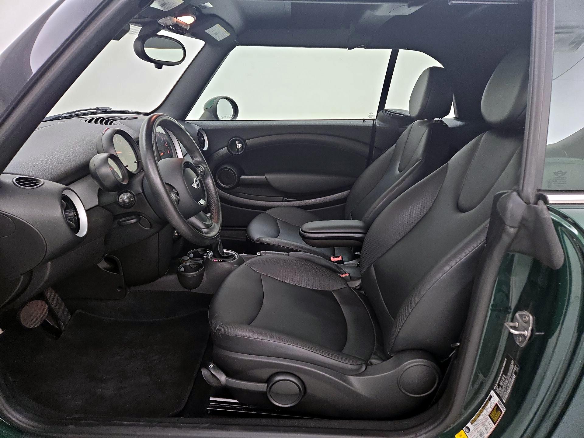 Thumbnail: 2015 MINI Cooper - 11
