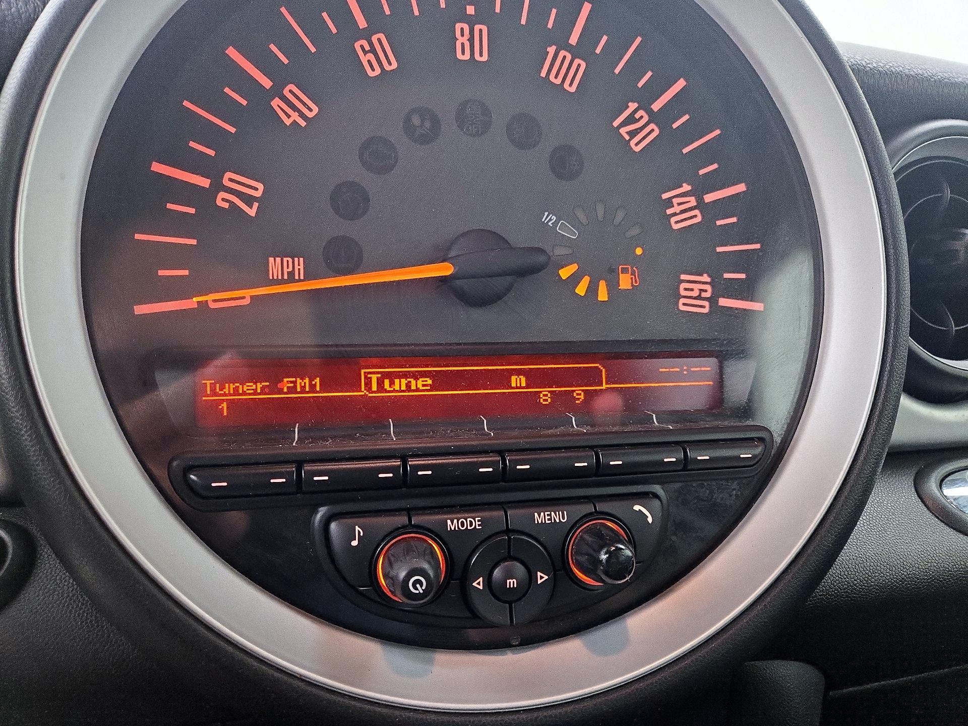 Thumbnail: 2015 MINI Cooper - 13