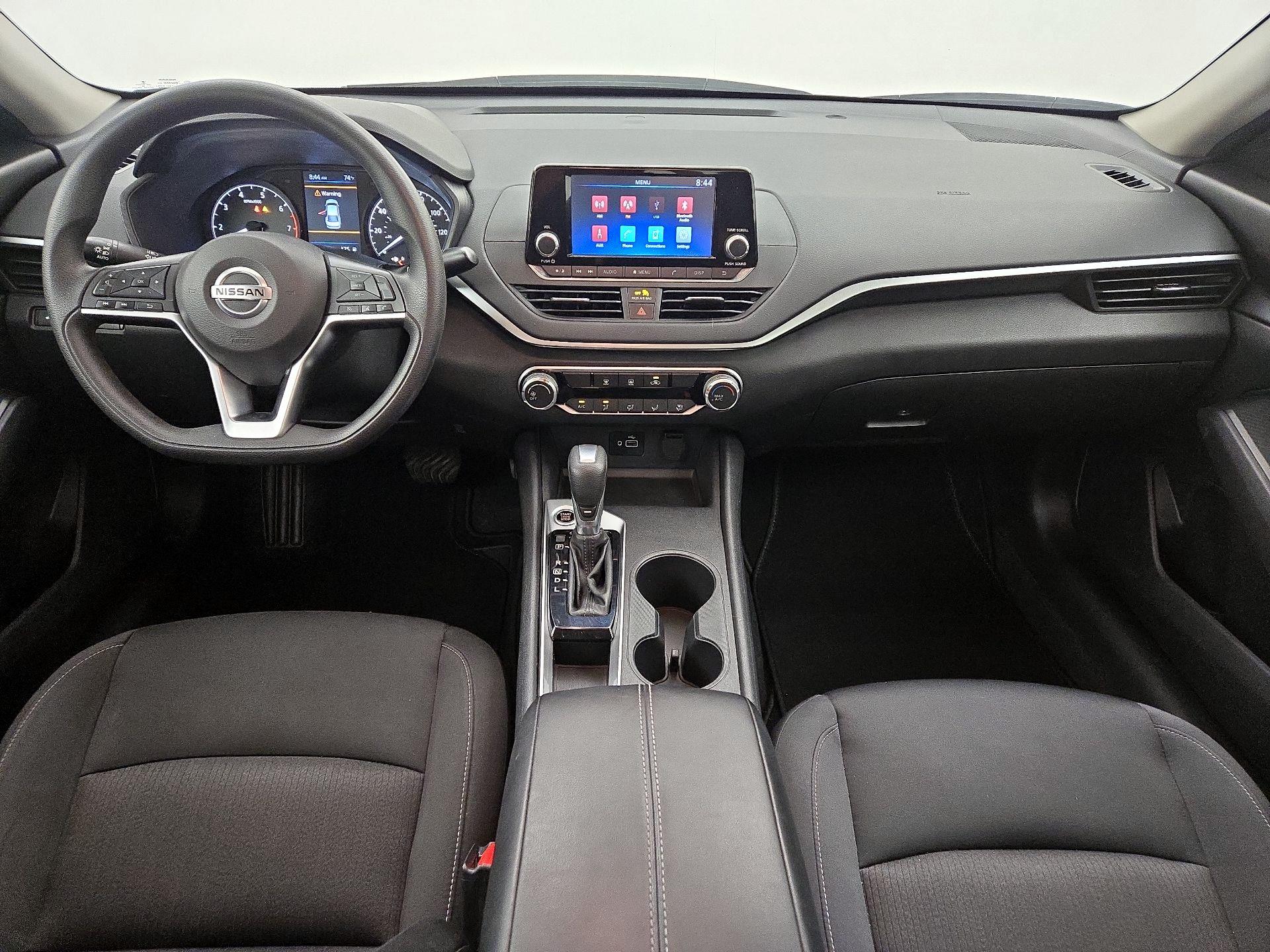 Thumbnail: 2021 Nissan Altima - 9