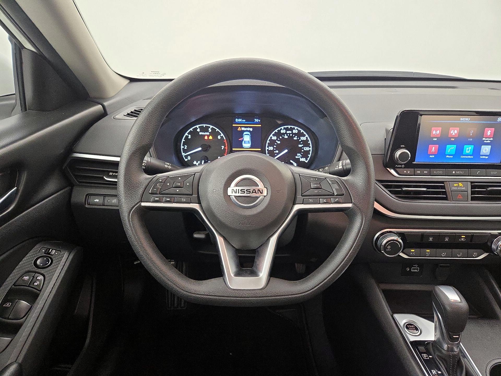 Thumbnail: 2021 Nissan Altima - 10