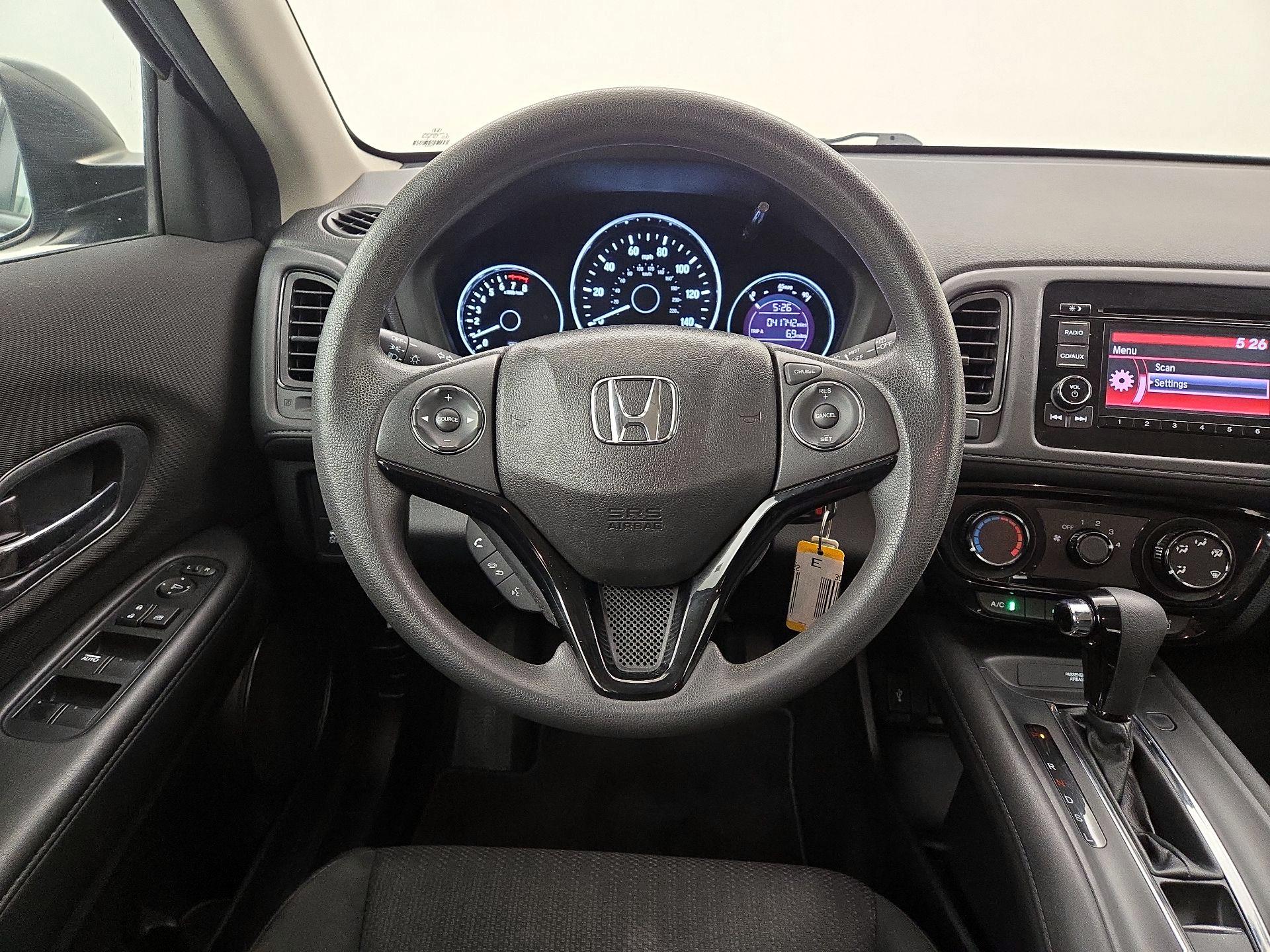 Thumbnail: 2016 Honda HR-V - 10