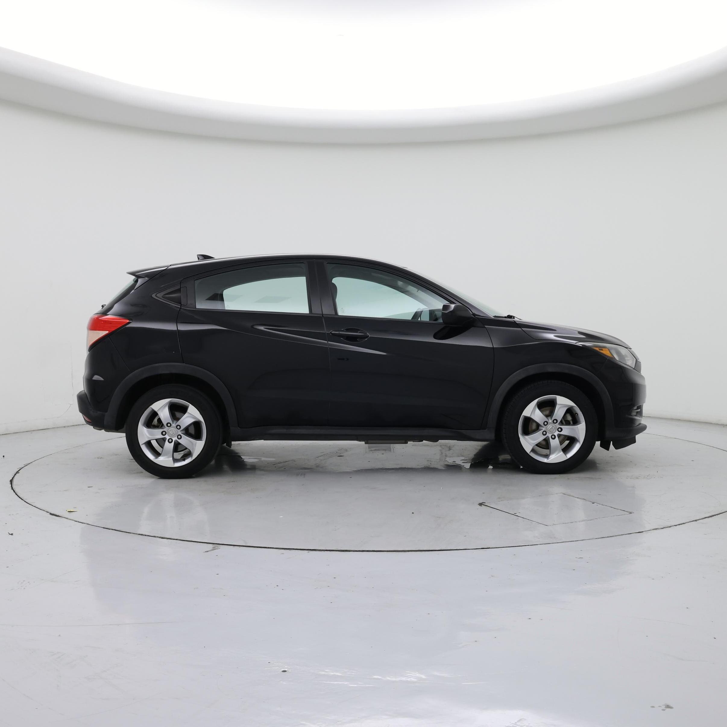 Thumbnail: 2016 Honda HR-V - 7