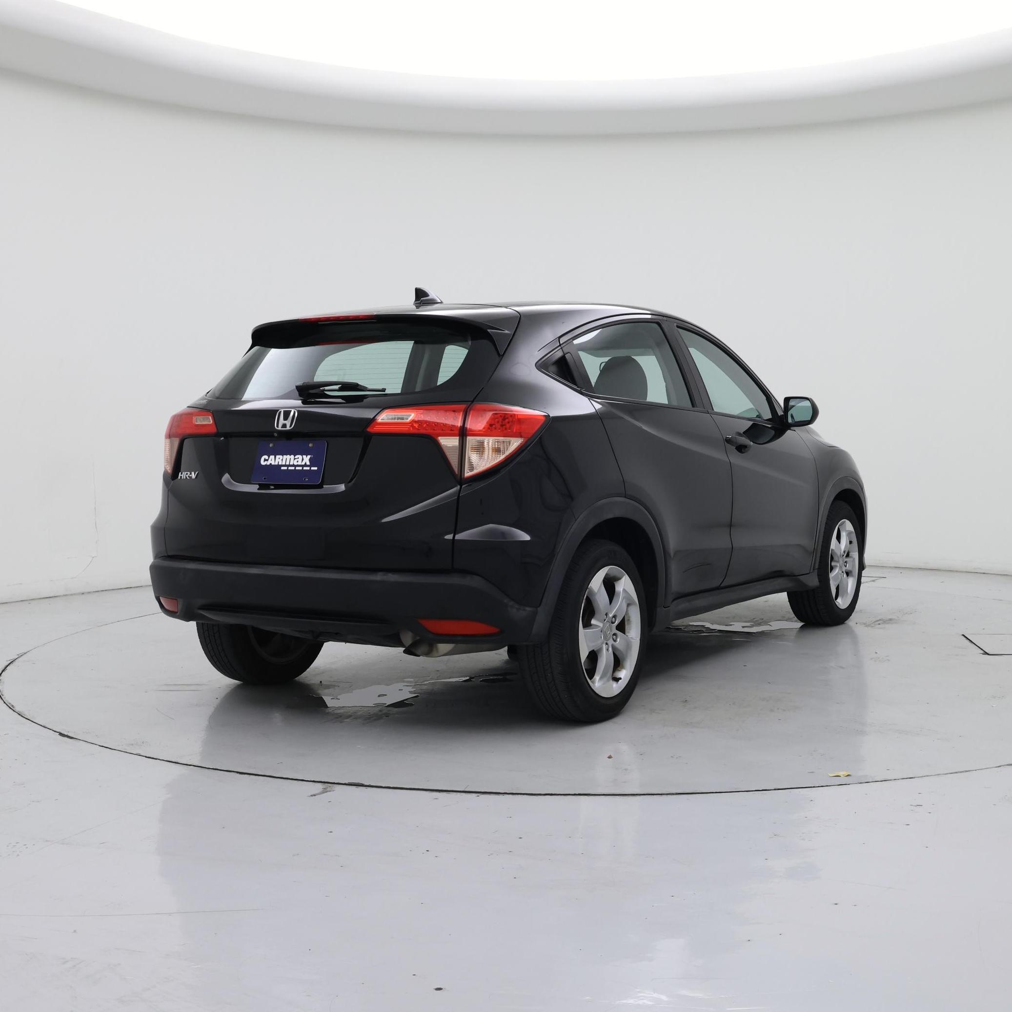 Thumbnail: 2016 Honda HR-V - 8