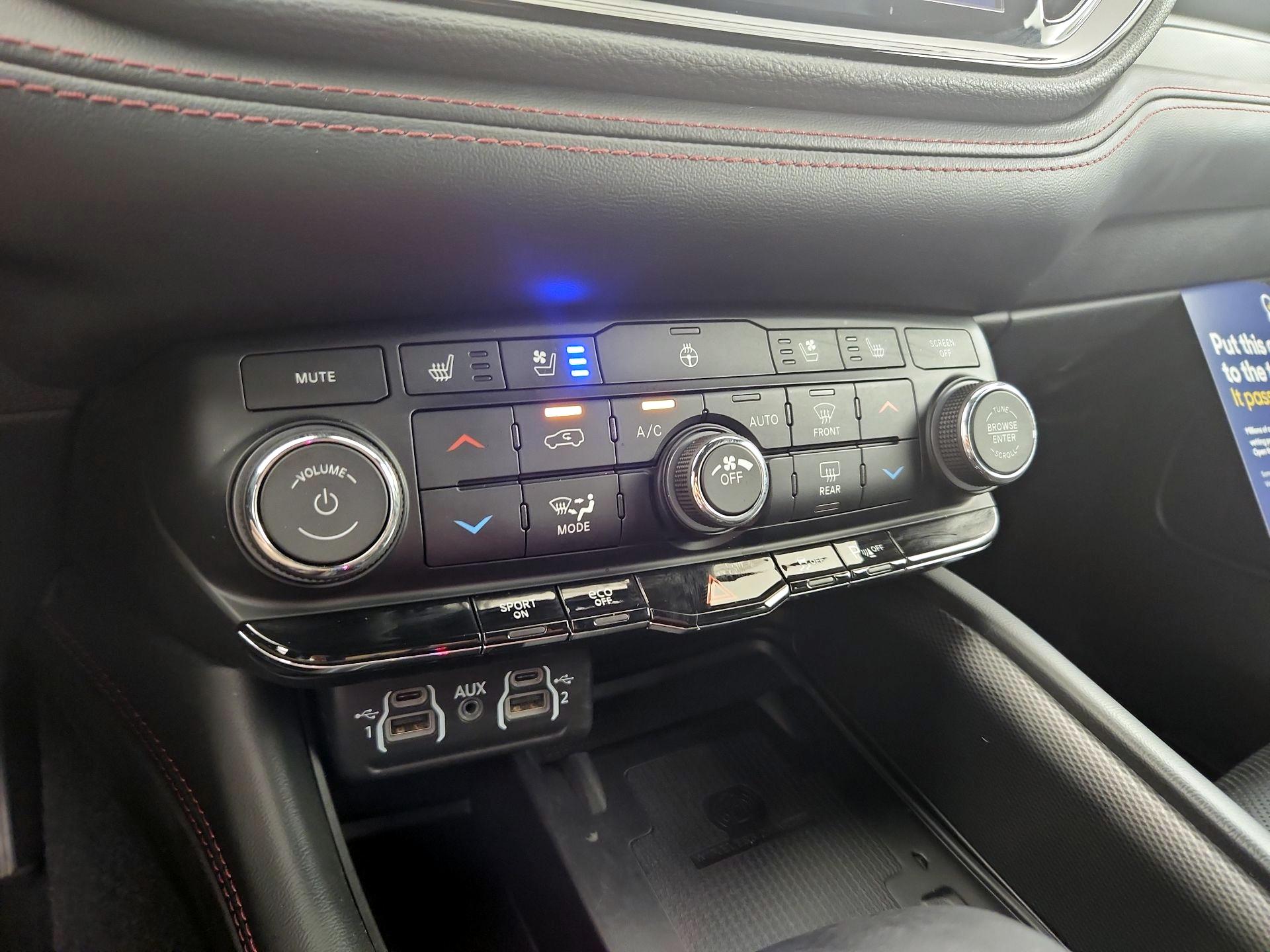 Thumbnail: 2021 Dodge Durango - 17