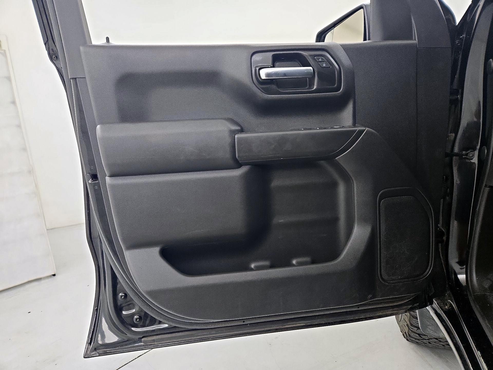Thumbnail: 2021 Chevrolet Silverado 1500 - 12