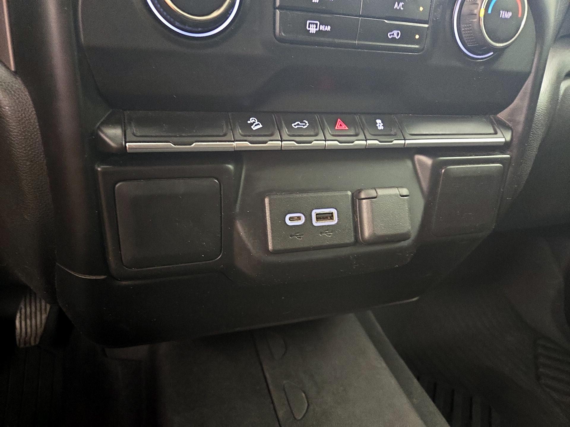 Thumbnail: 2021 Chevrolet Silverado 1500 - 18
