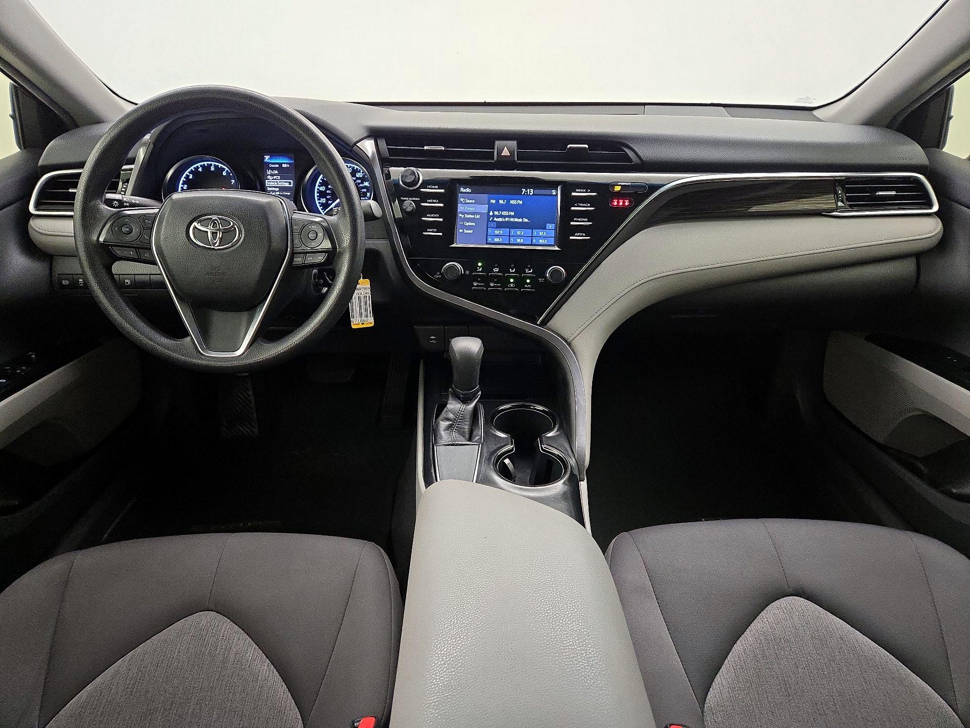 Thumbnail: 2018 Toyota Camry - 9