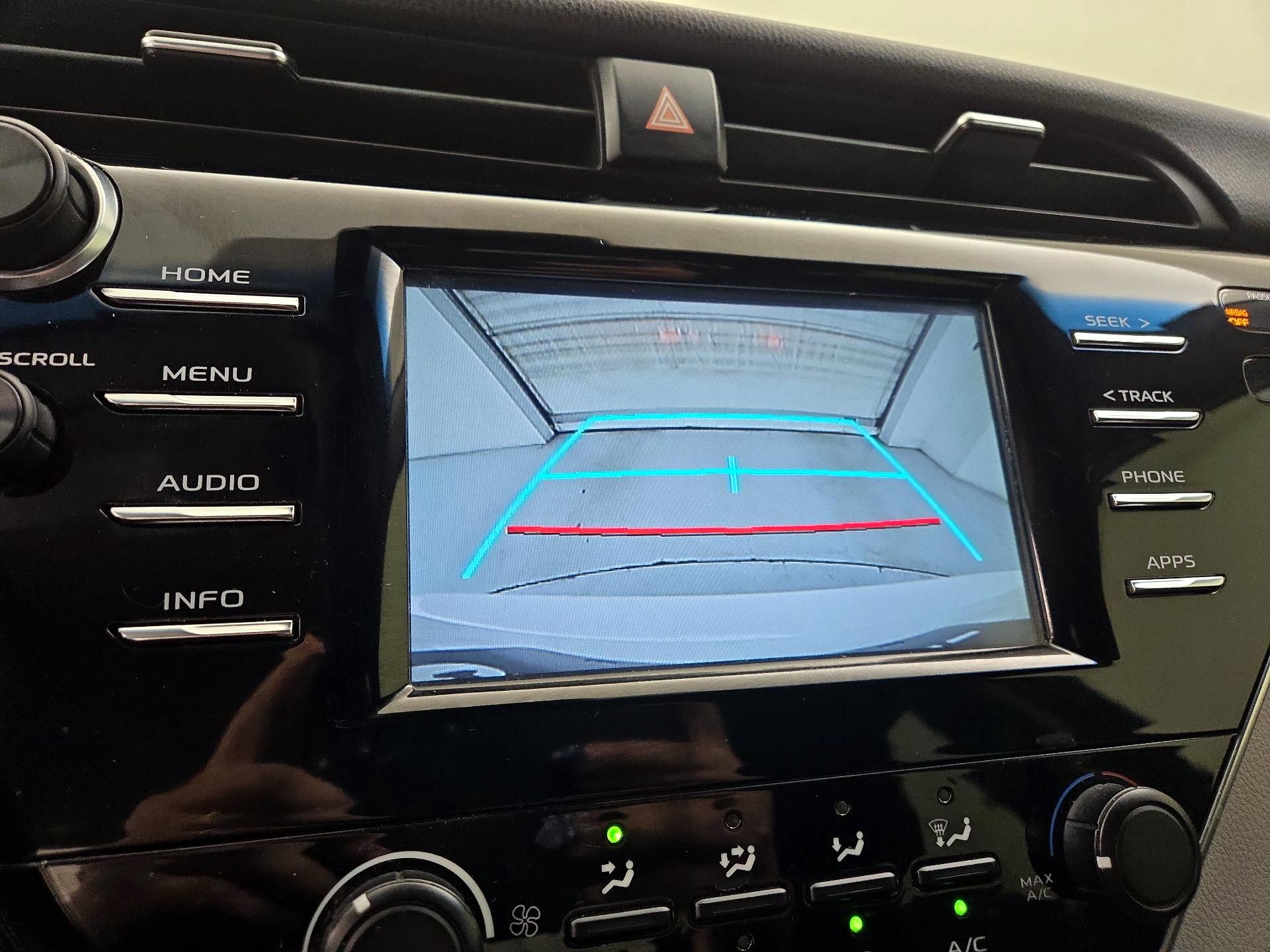 Thumbnail: 2018 Toyota Camry - 14