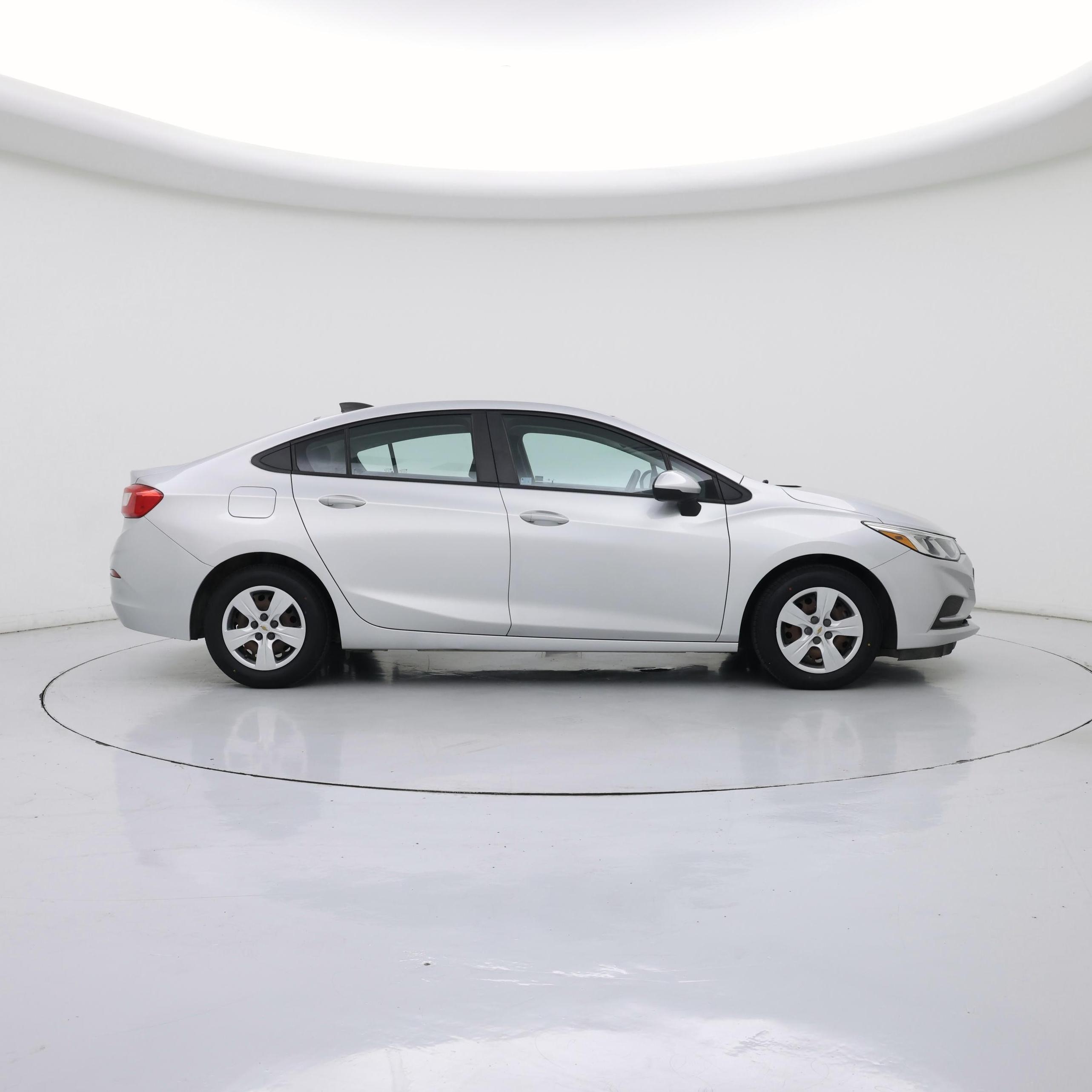 Thumbnail: 2017 Chevrolet Cruze - 7