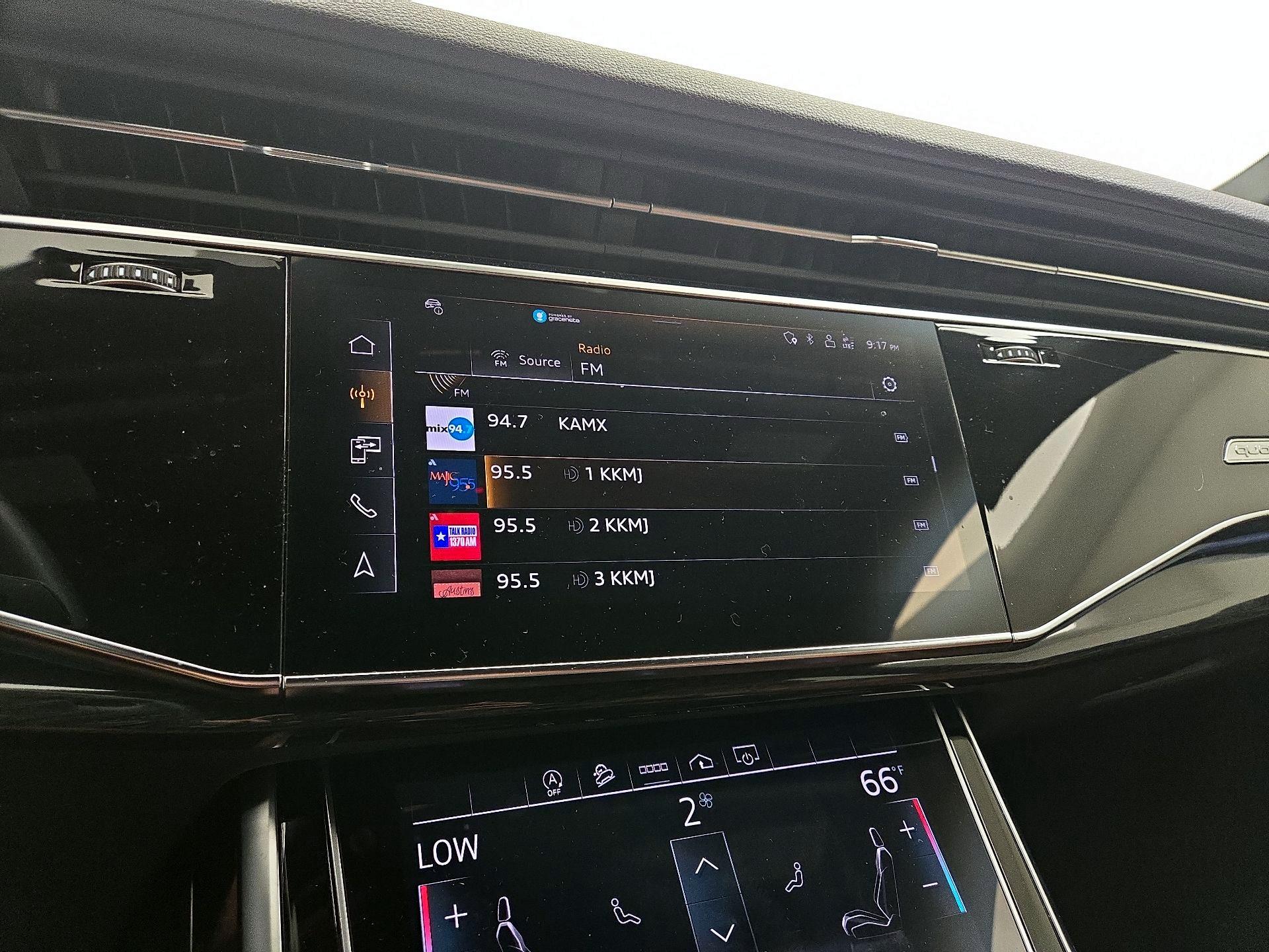 Thumbnail: 2023 Audi Q7 - 16