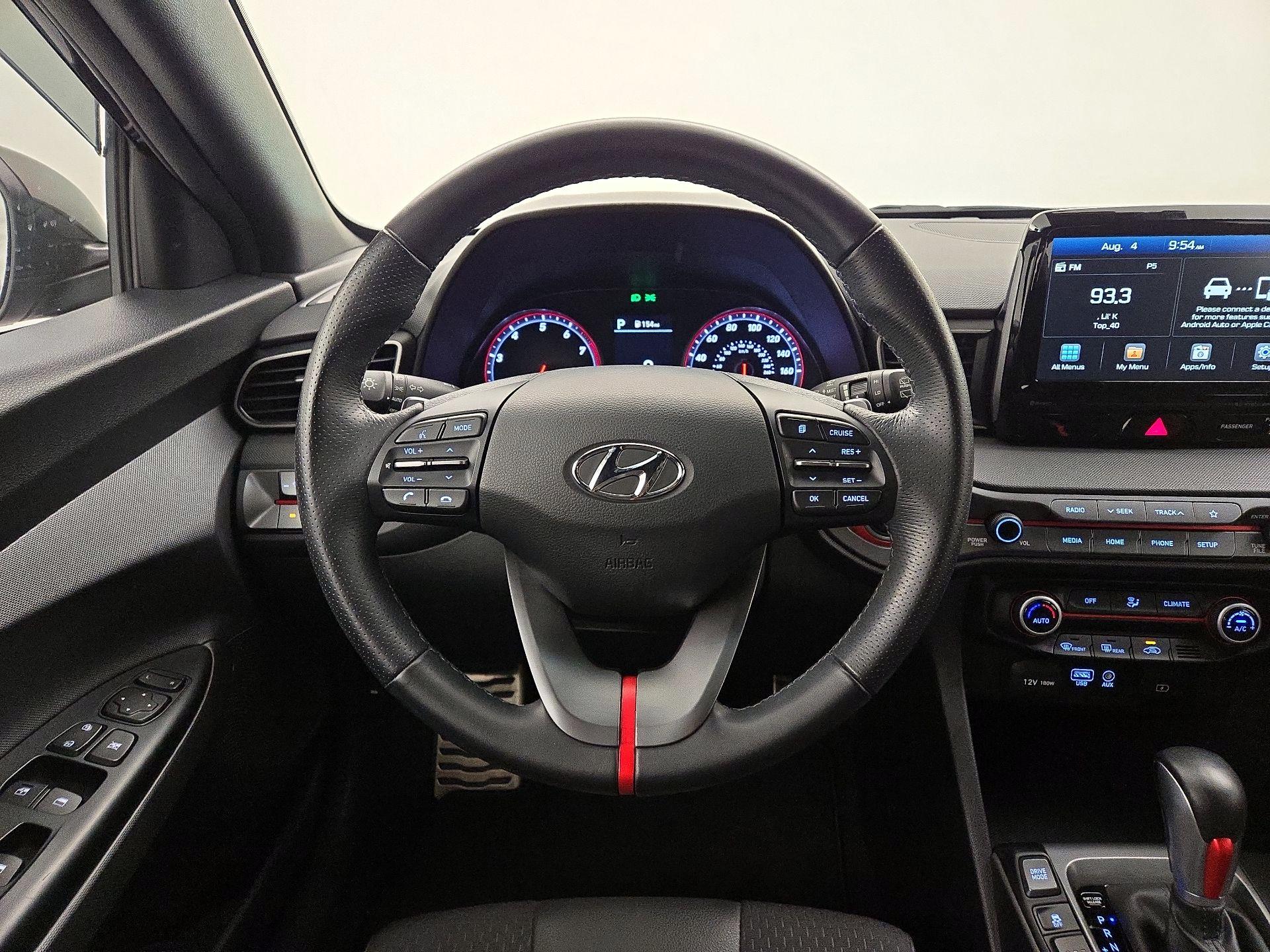 Thumbnail: 2019 Hyundai Veloster - 10