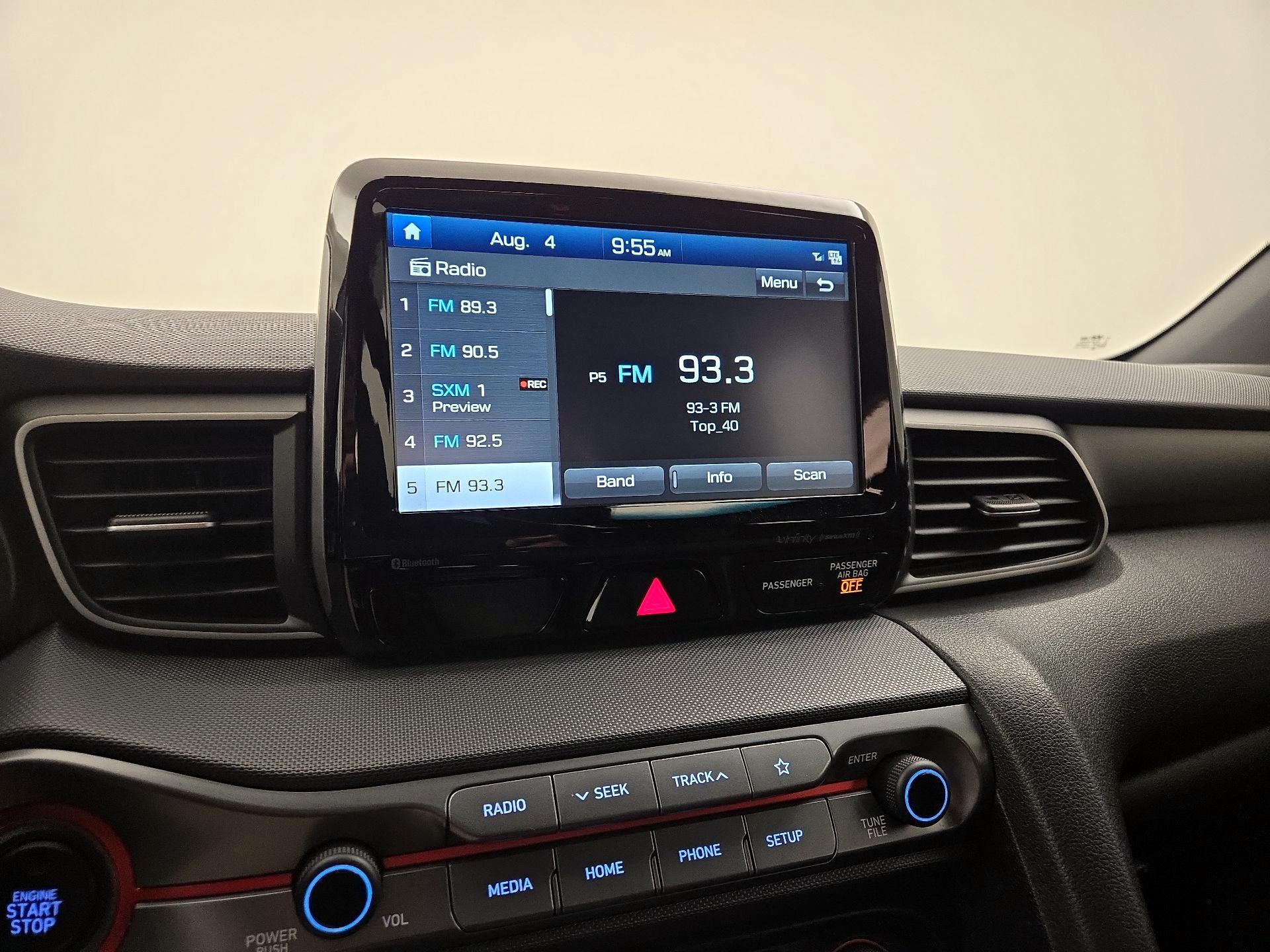 Thumbnail: 2019 Hyundai Veloster - 15