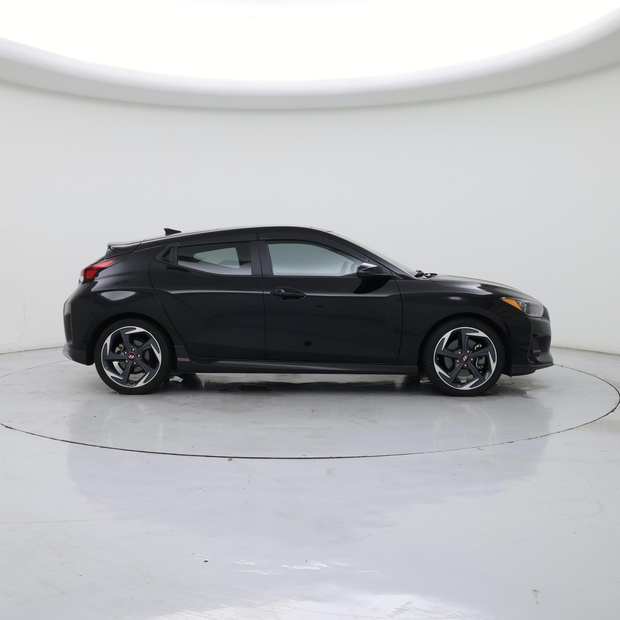 Thumbnail: 2019 Hyundai Veloster - 7