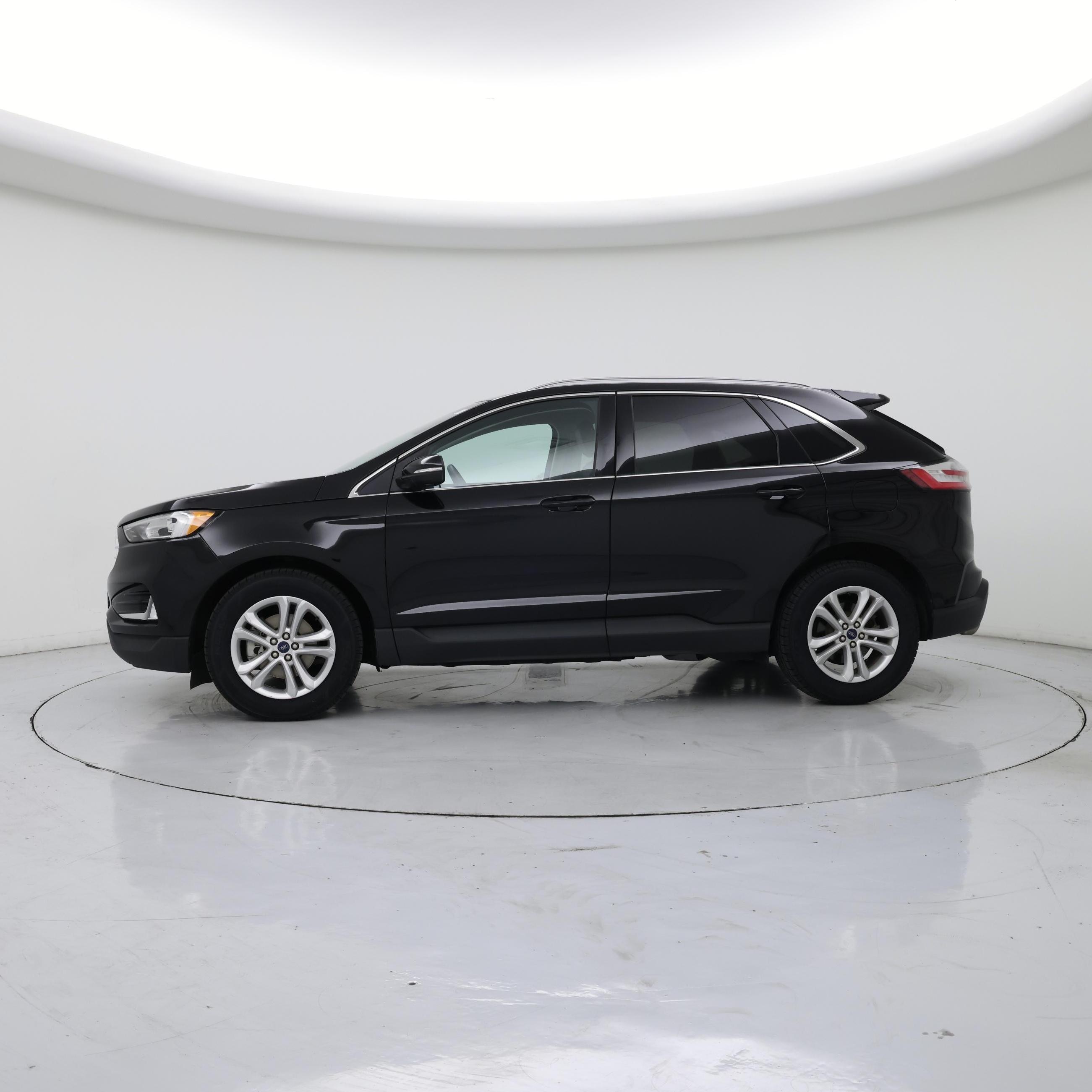Thumbnail: 2020 Ford Edge - 3