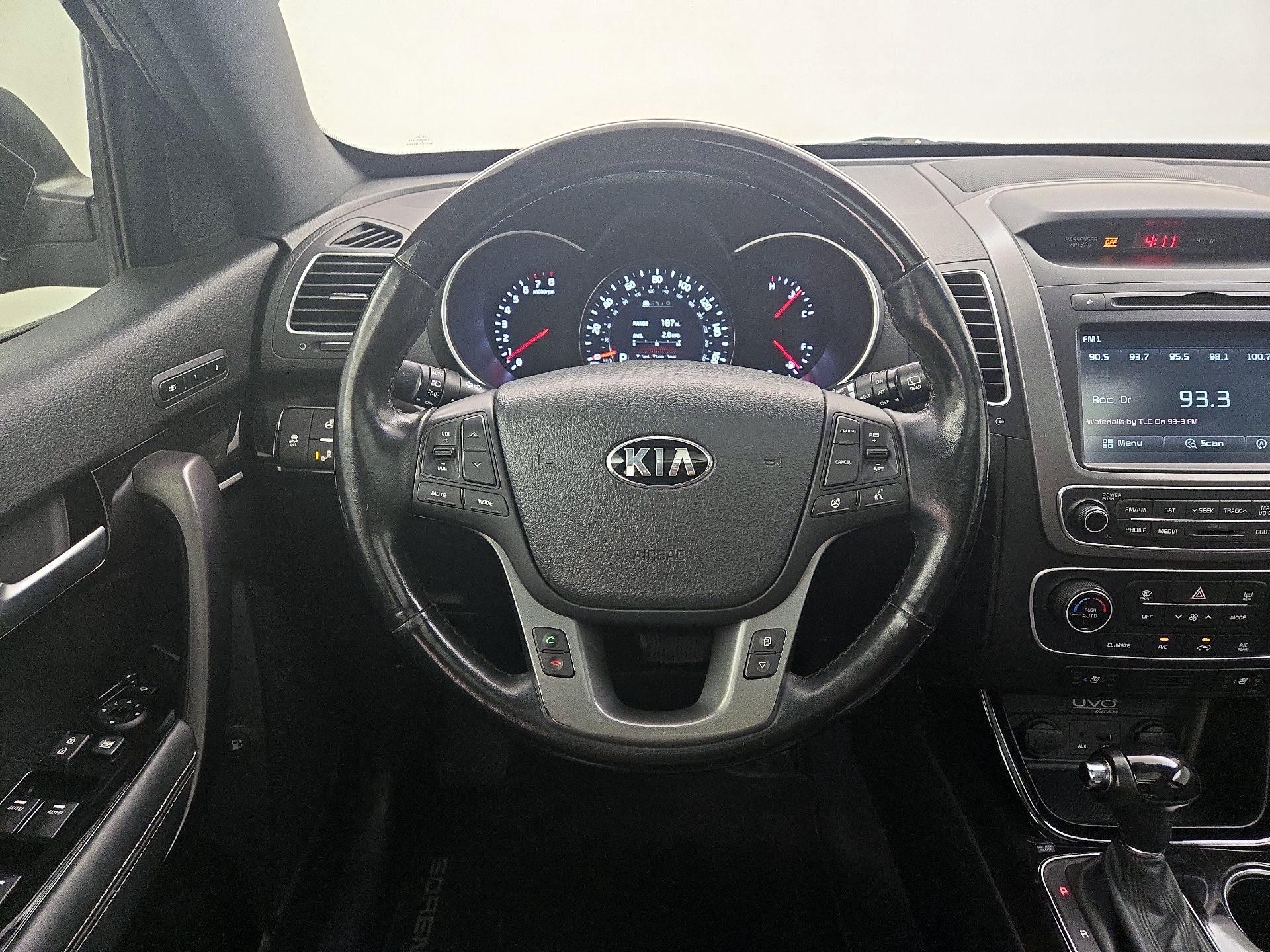 Thumbnail: 2015 Kia Sorento - 10
