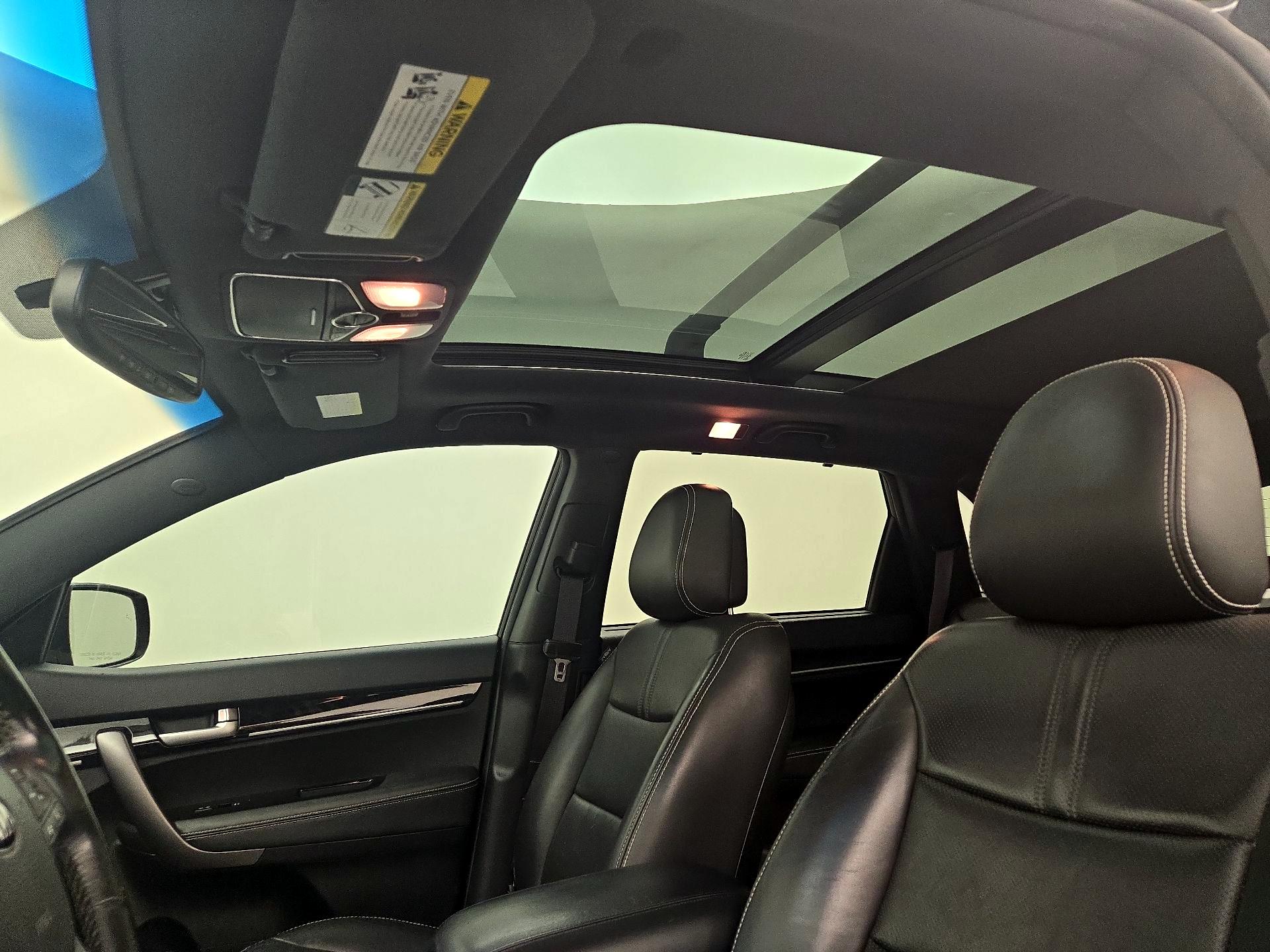 Thumbnail: 2015 Kia Sorento - 19