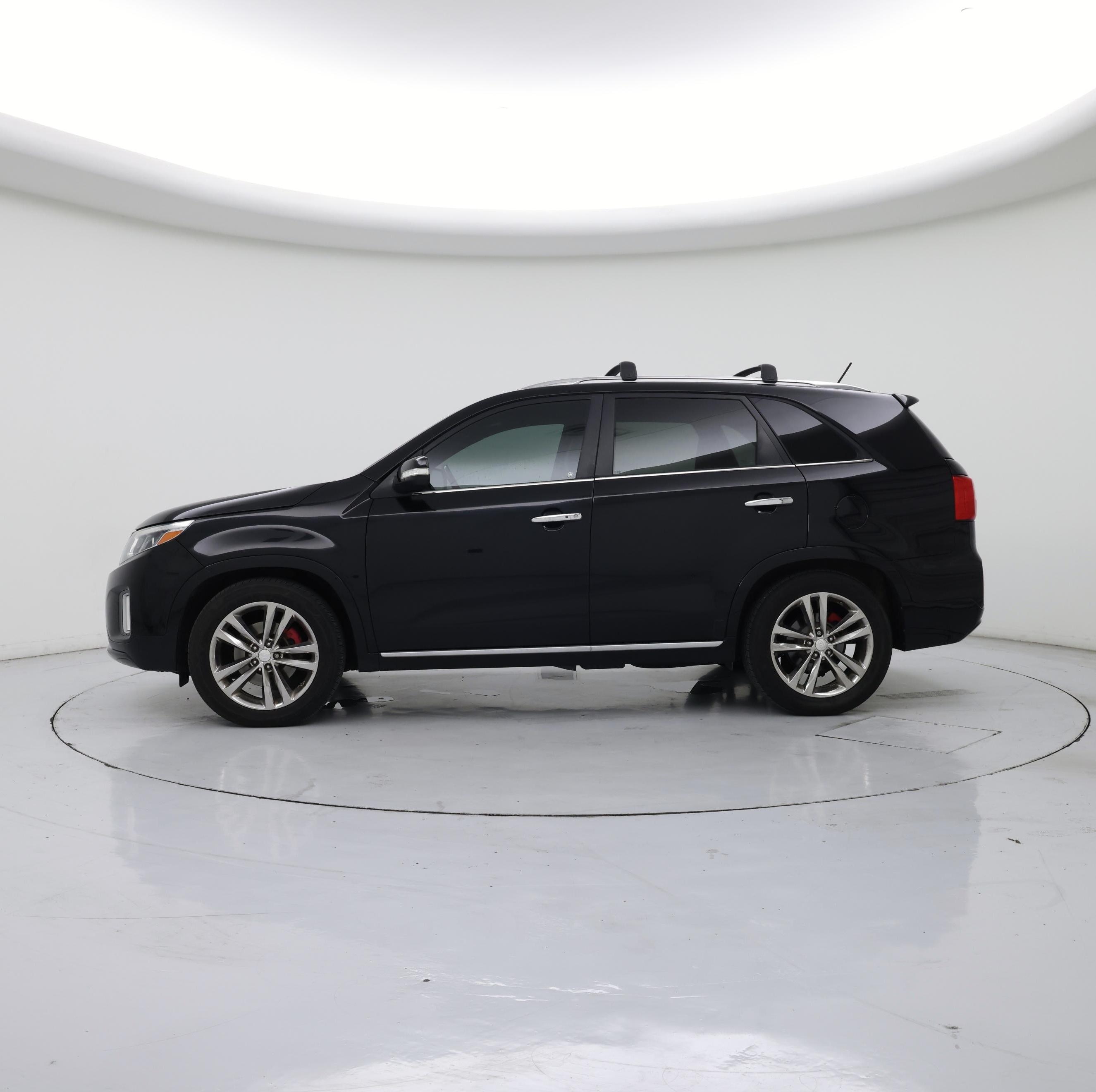 Thumbnail: 2015 Kia Sorento - 3