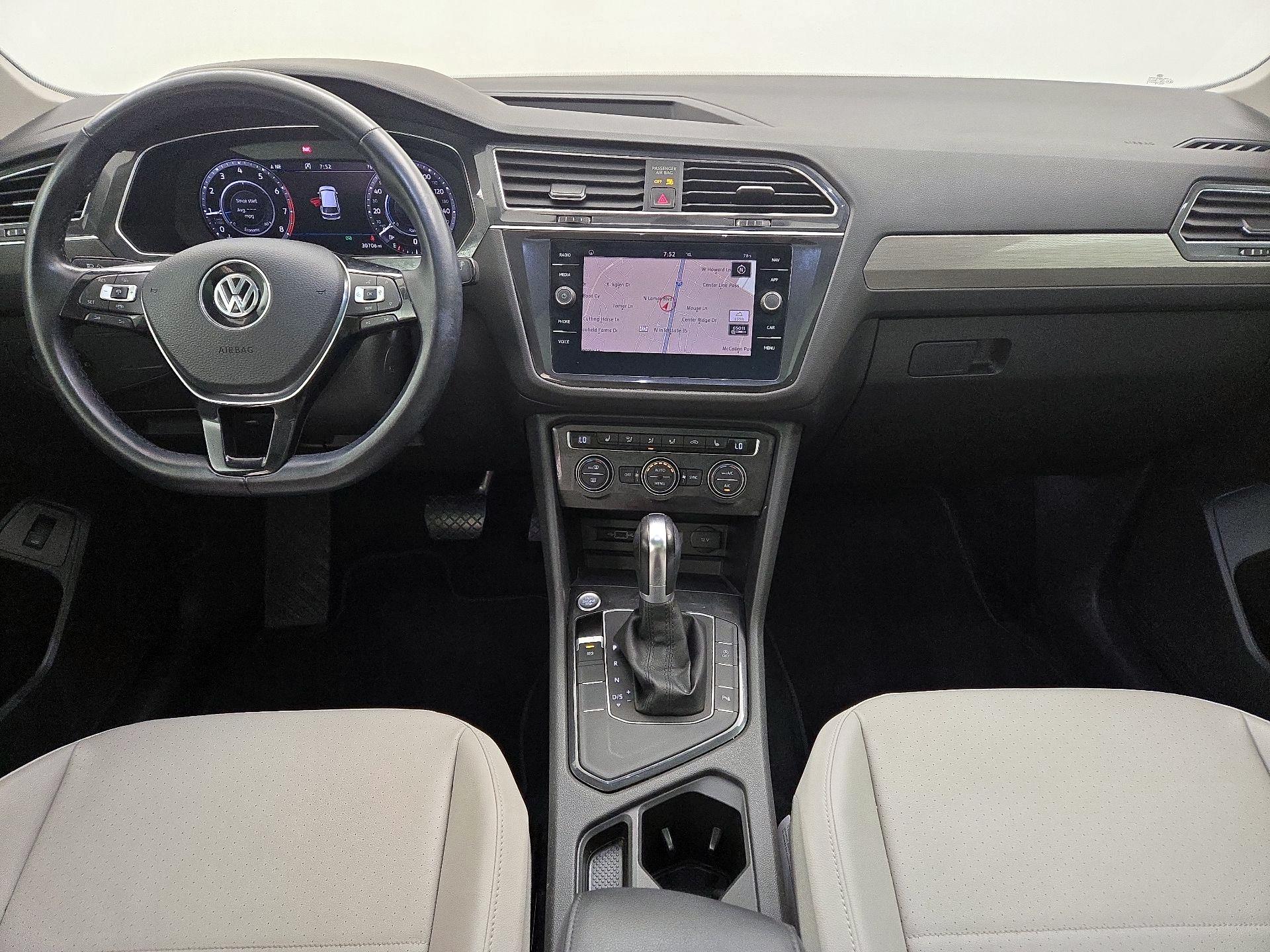 Thumbnail: 2019 Volkswagen Tiguan - 9