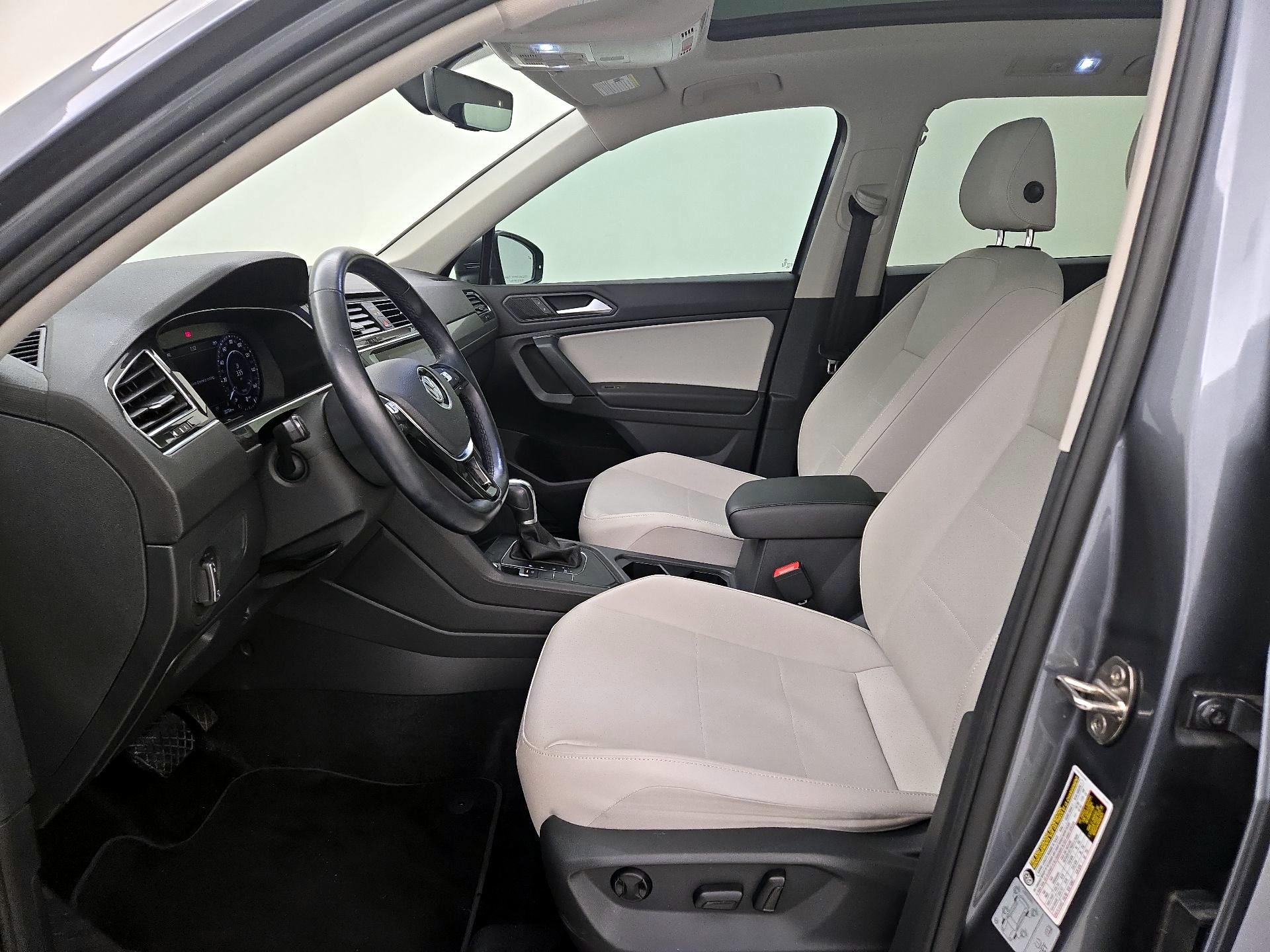 Thumbnail: 2019 Volkswagen Tiguan - 11