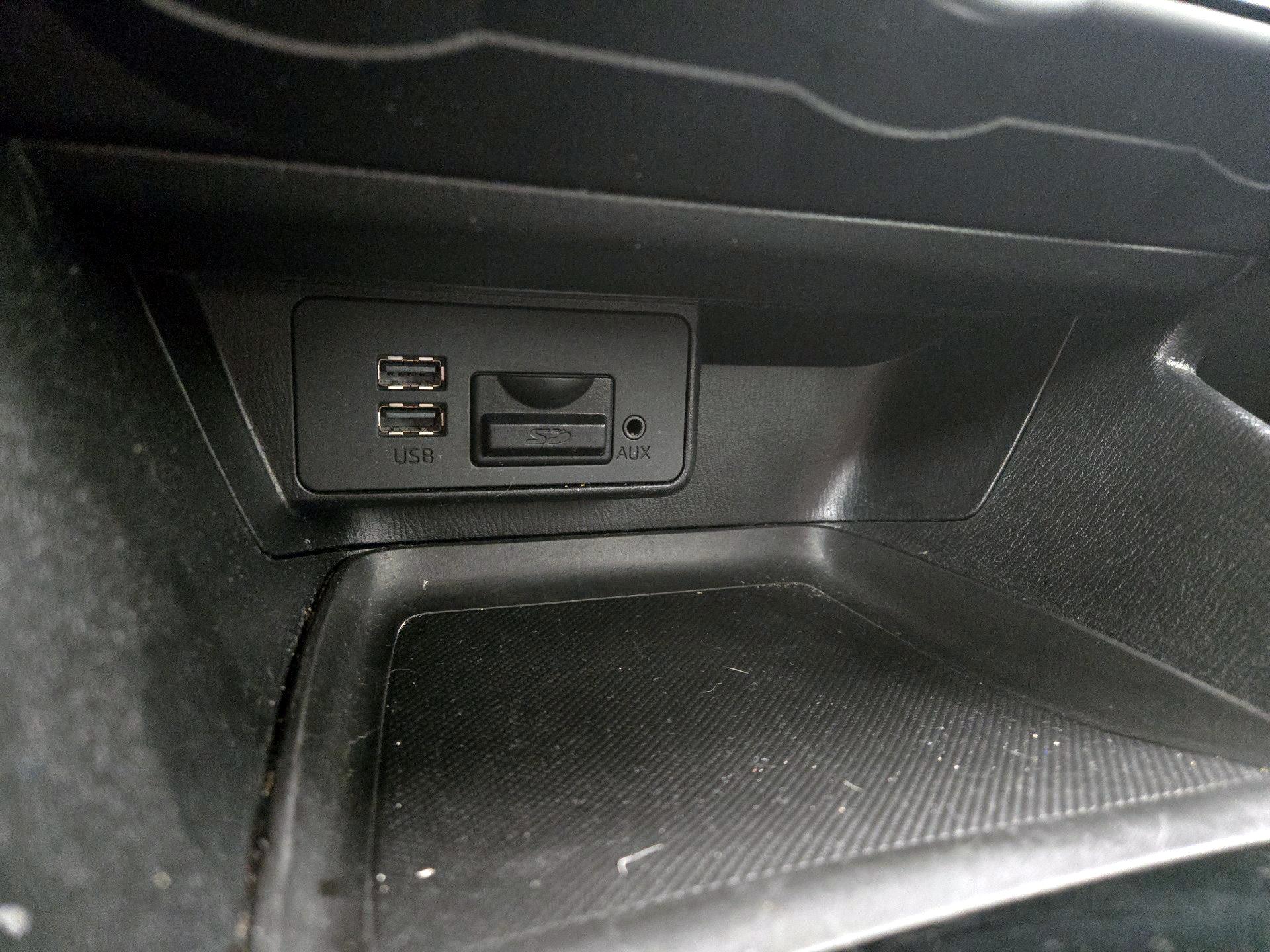 Thumbnail: 2016 Mazda Mazda3 - 18