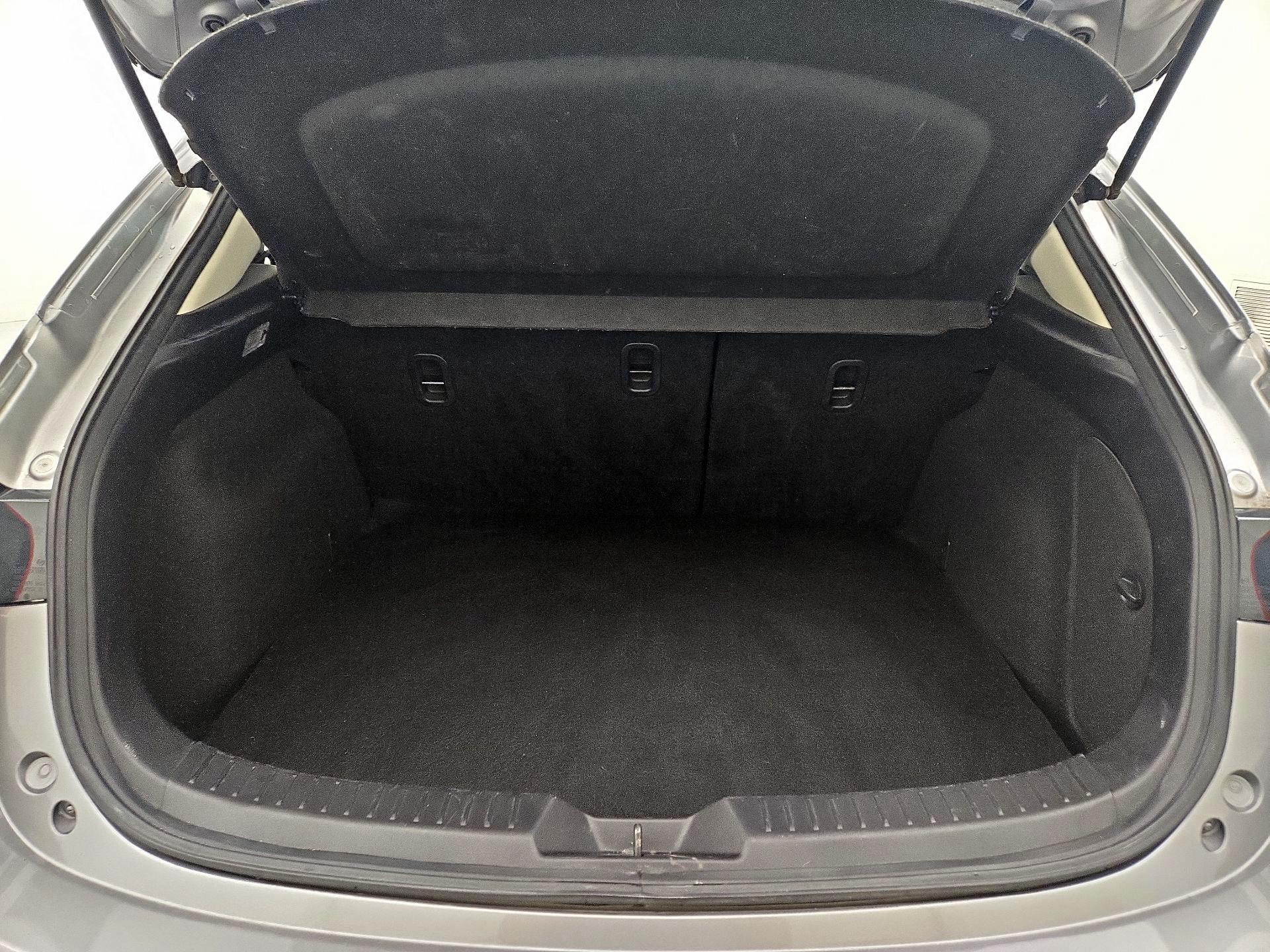 Thumbnail: 2016 Mazda Mazda3 - 20