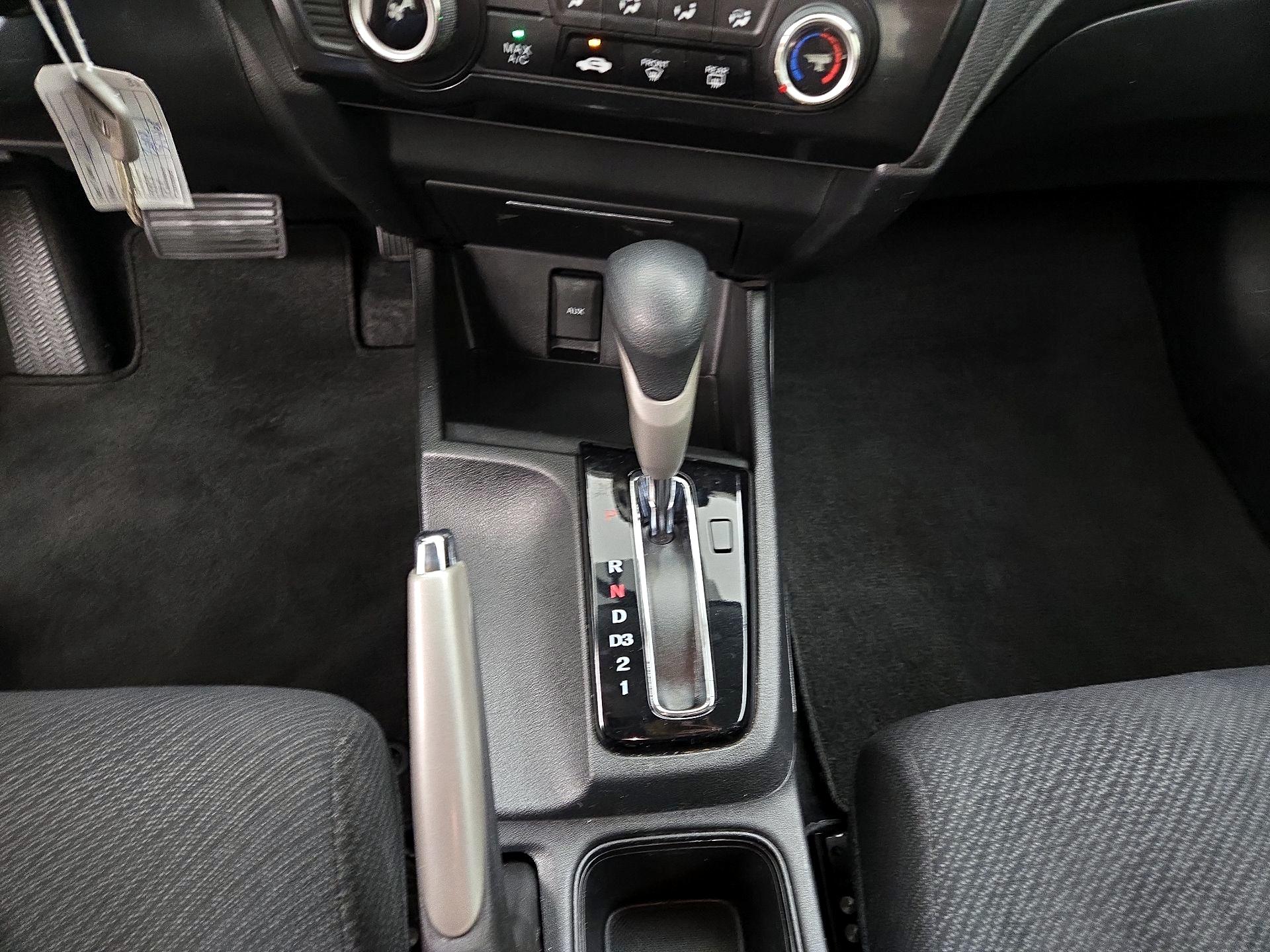 Thumbnail: 2013 Honda Civic - 17