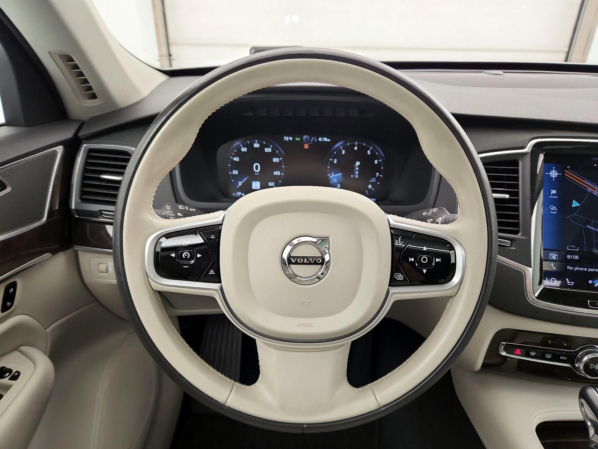 Thumbnail: 2019 Volvo XC90 - 10