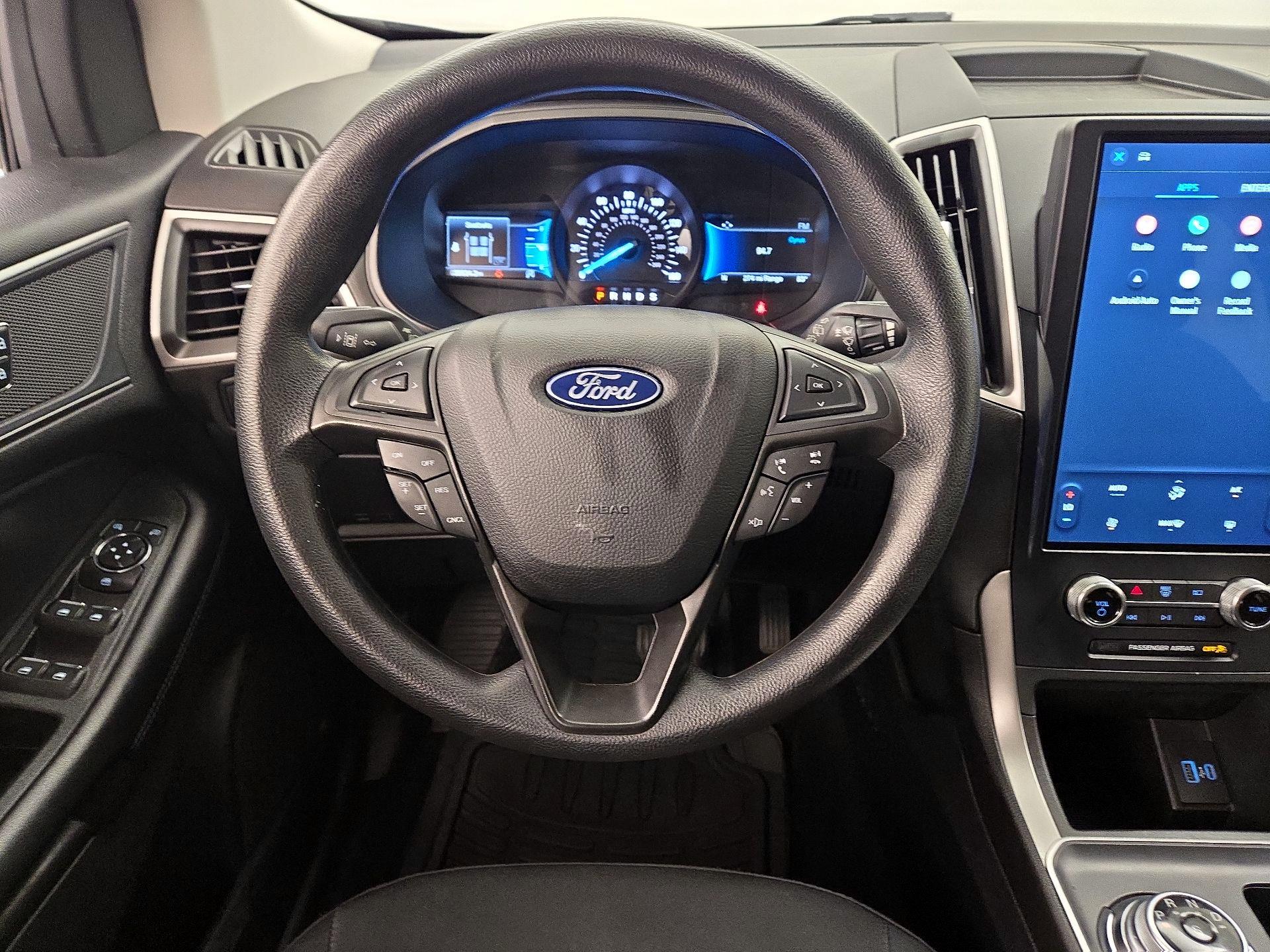 Thumbnail: 2022 Ford Edge - 10
