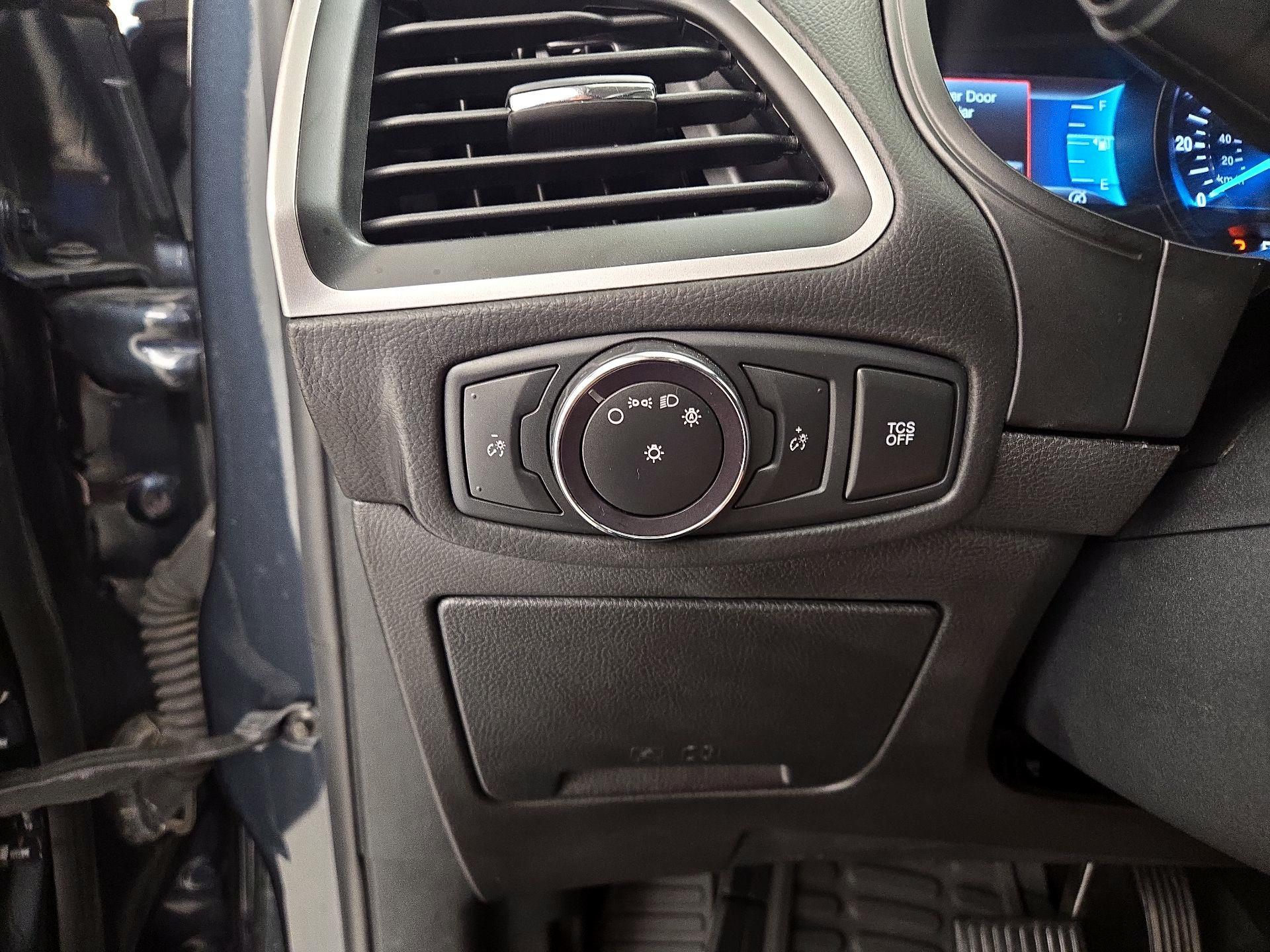 Thumbnail: 2022 Ford Edge - 13