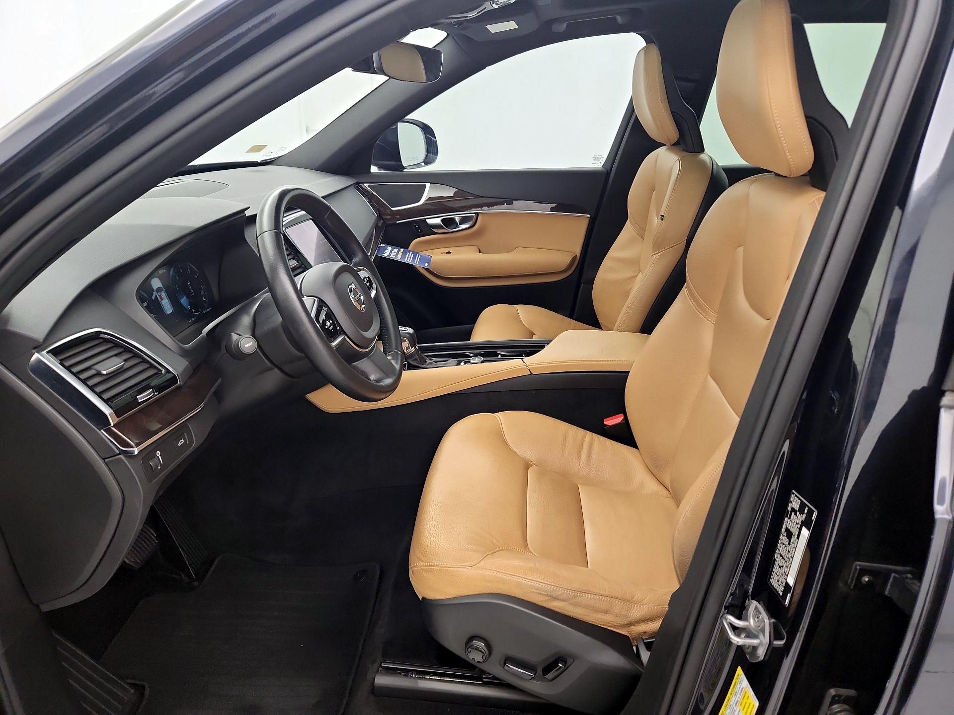 Thumbnail: 2016 Volvo XC90 - 11