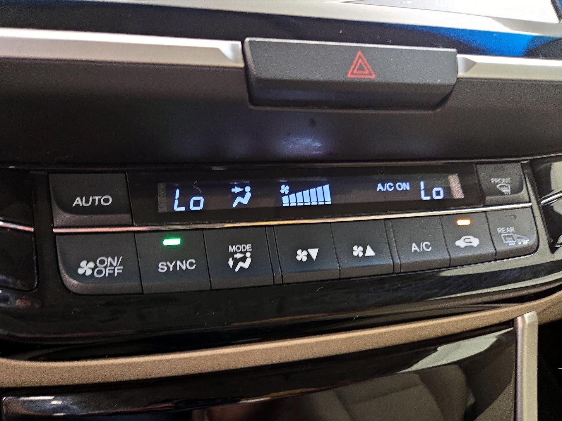 Thumbnail: 2016 Honda Accord - 14