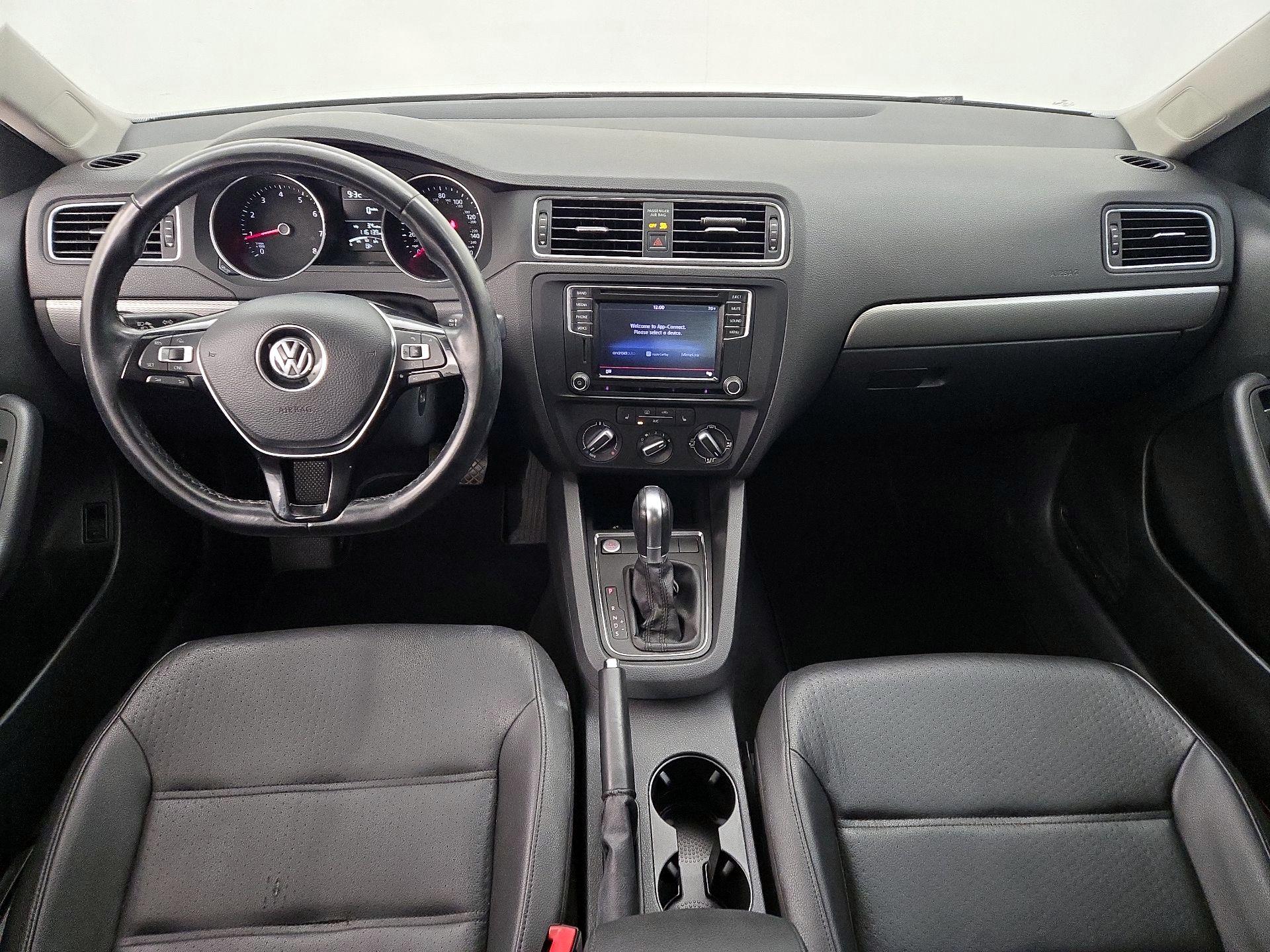 Thumbnail: 2016 Volkswagen Jetta - 9