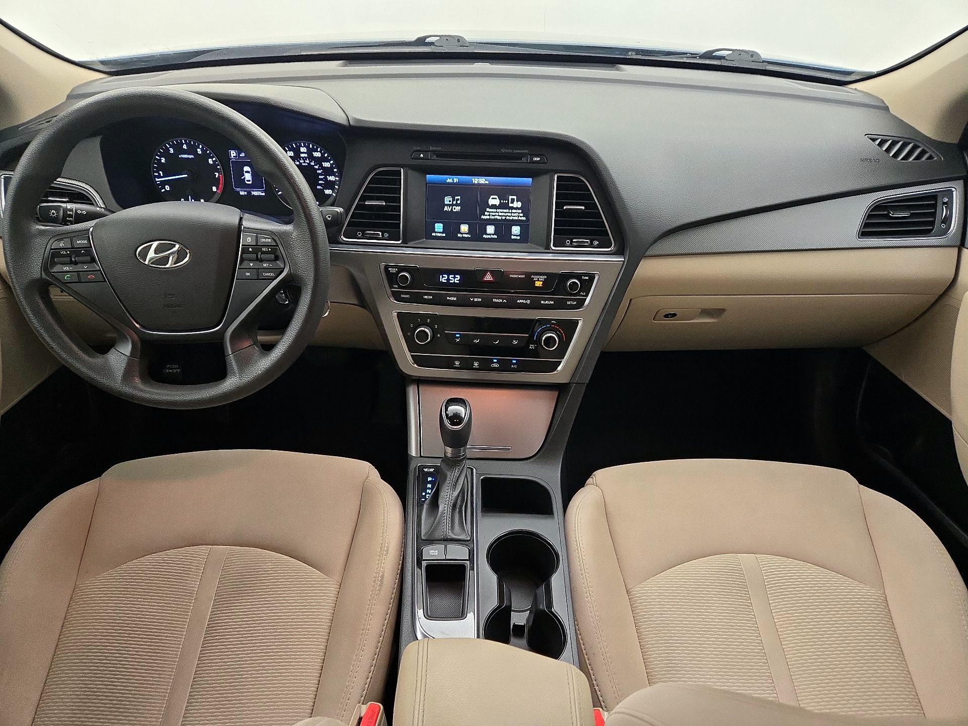 Thumbnail: 2016 Hyundai Sonata - 9