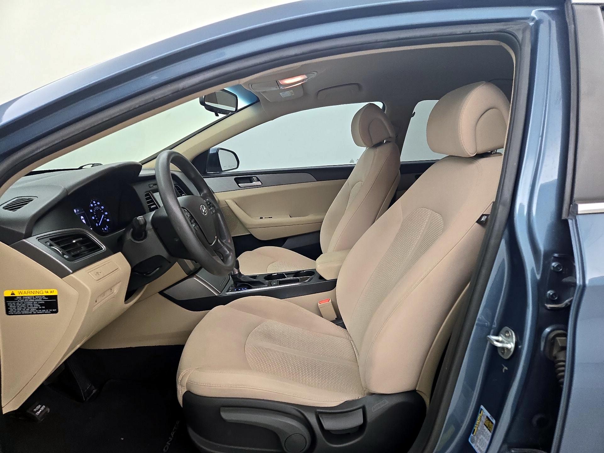 Thumbnail: 2016 Hyundai Sonata - 11