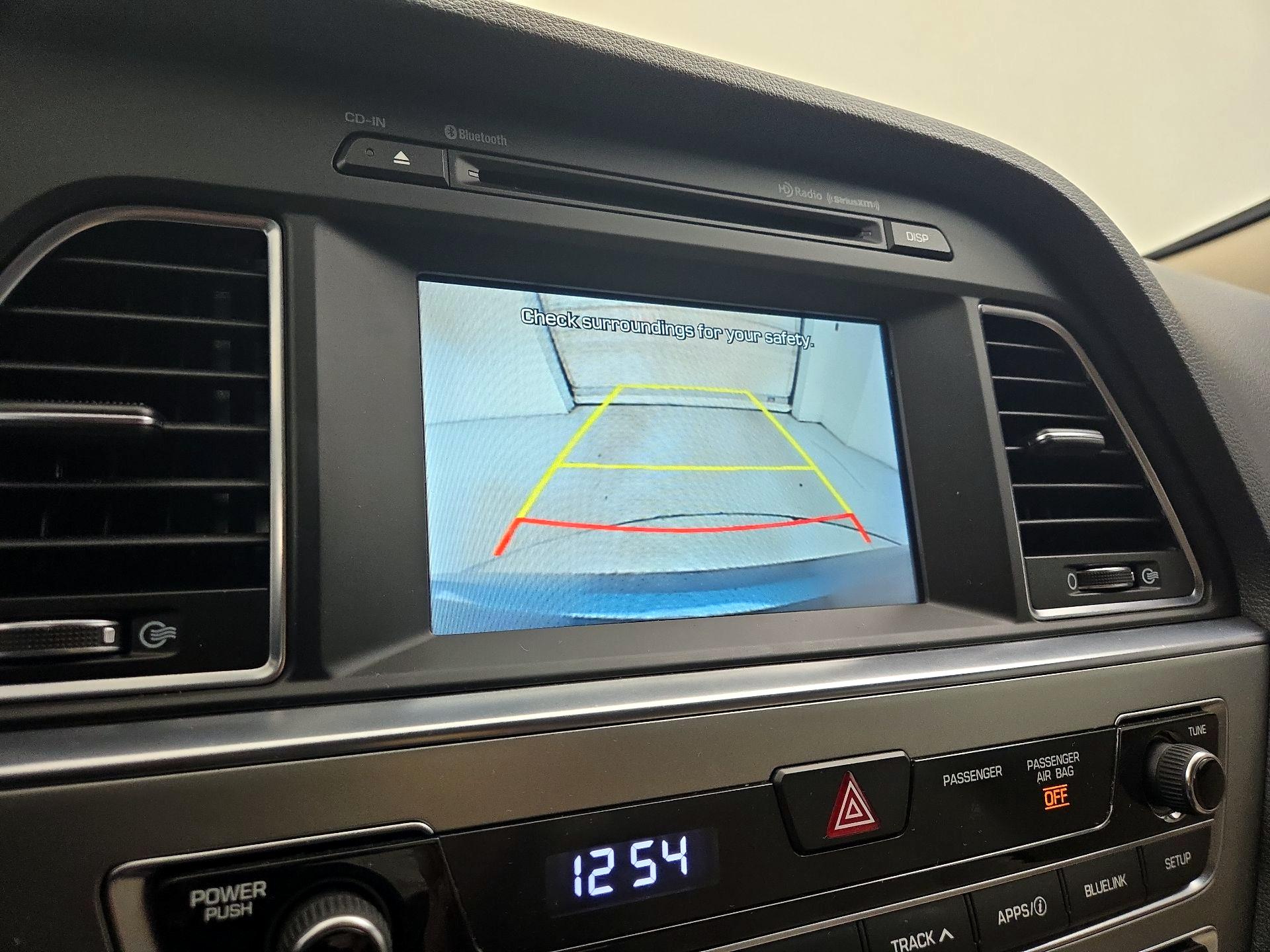 Thumbnail: 2016 Hyundai Sonata - 14