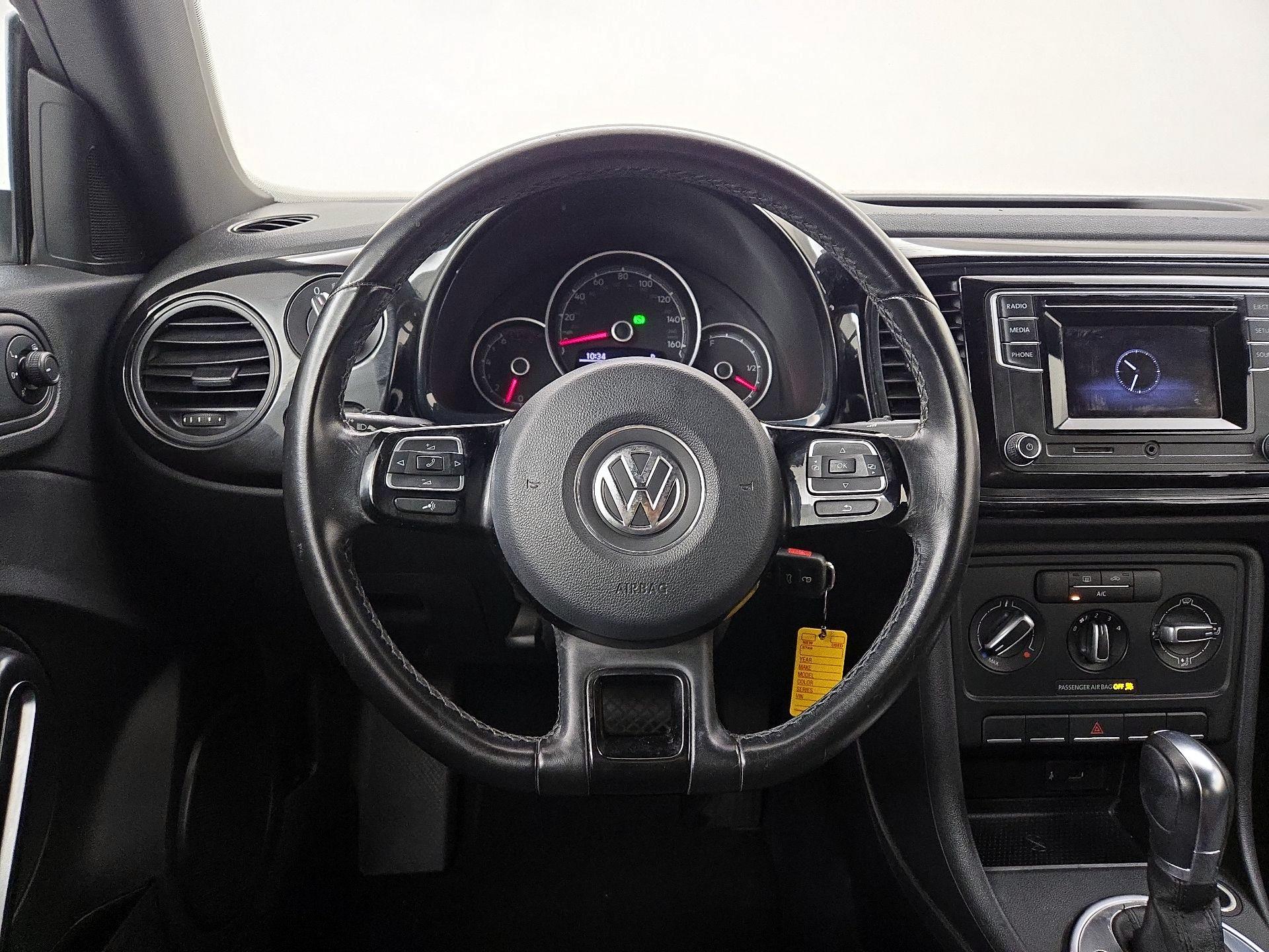 Thumbnail: 2018 Volkswagen Beetle - 10