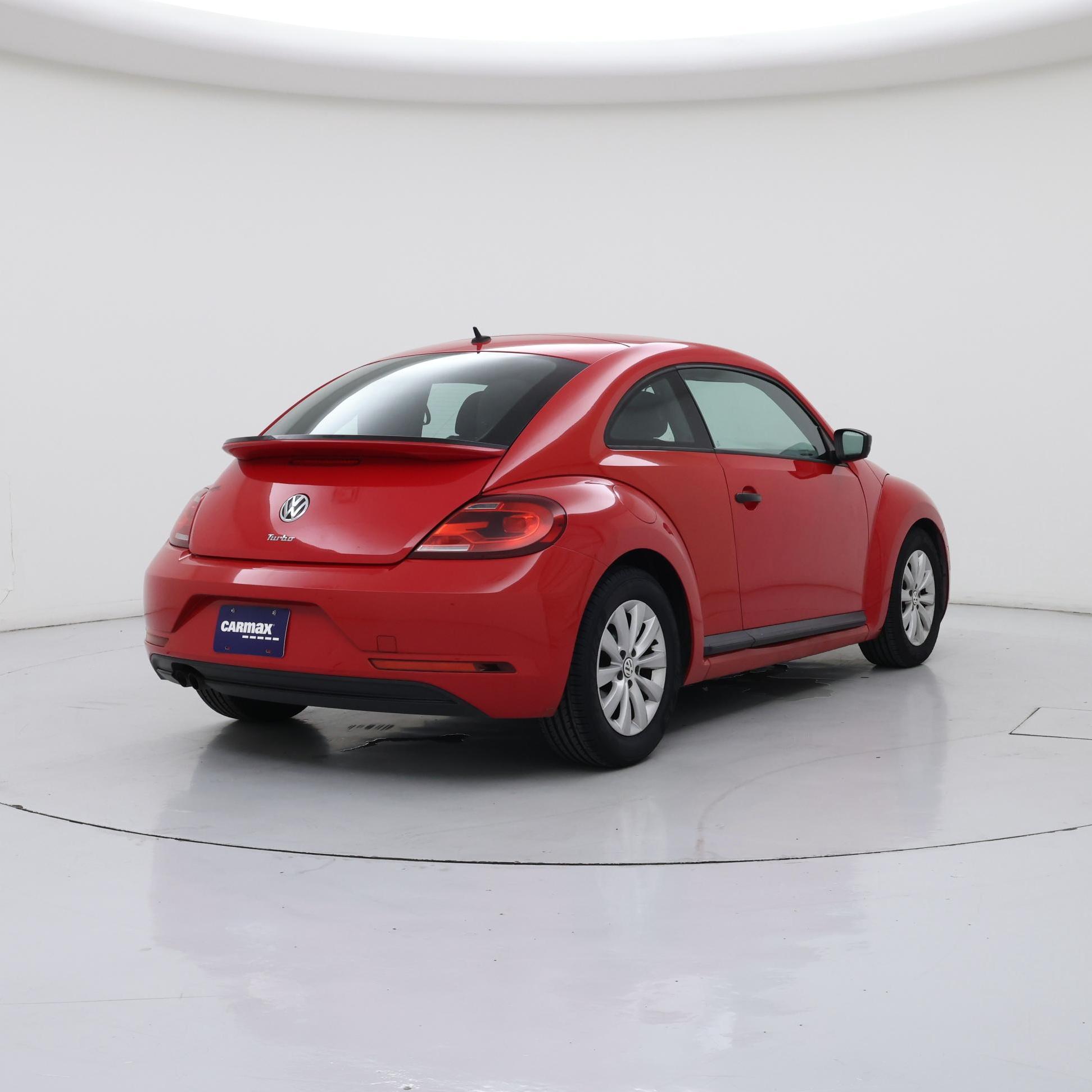 Thumbnail: 2018 Volkswagen Beetle - 8