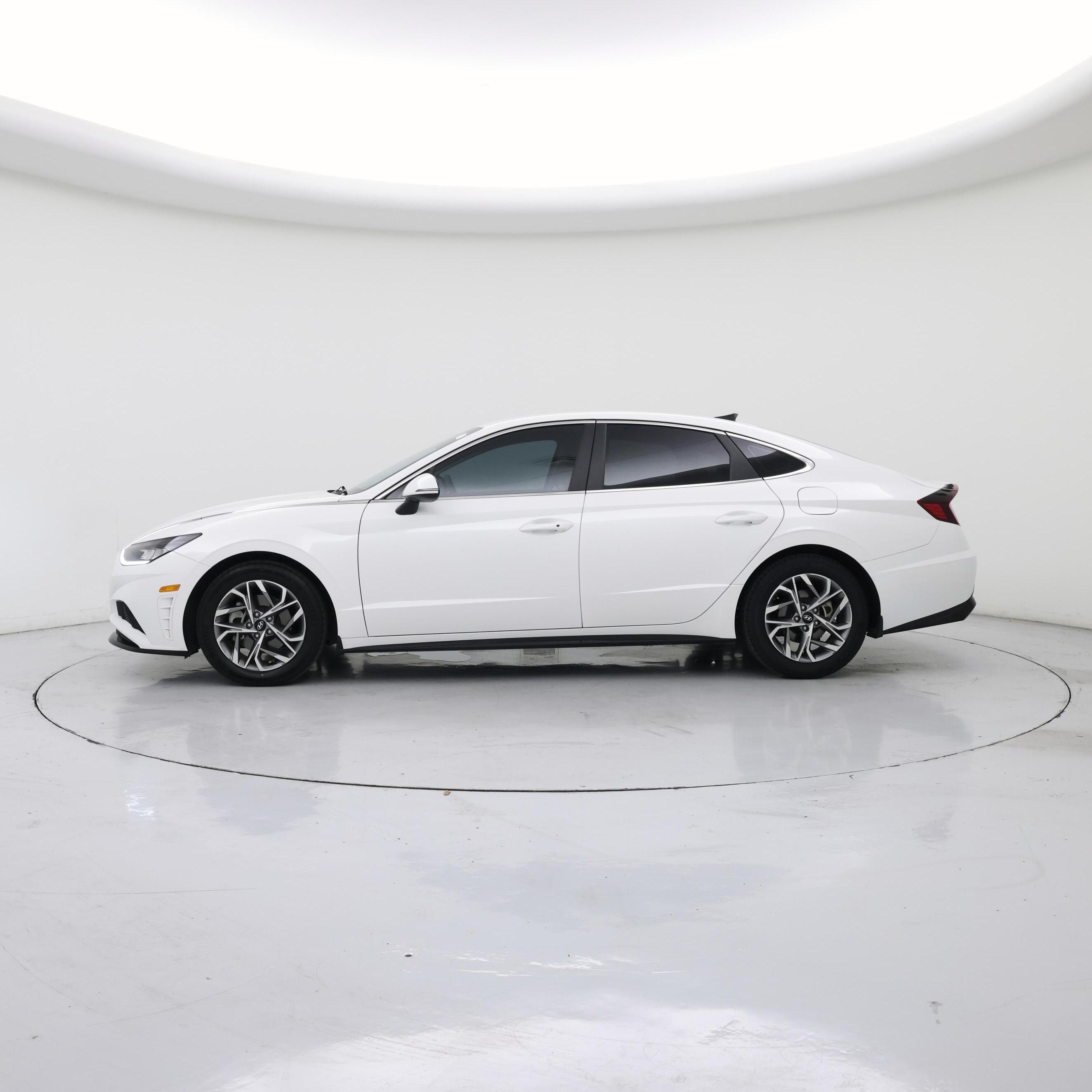 Thumbnail: 2022 Hyundai Sonata - 3